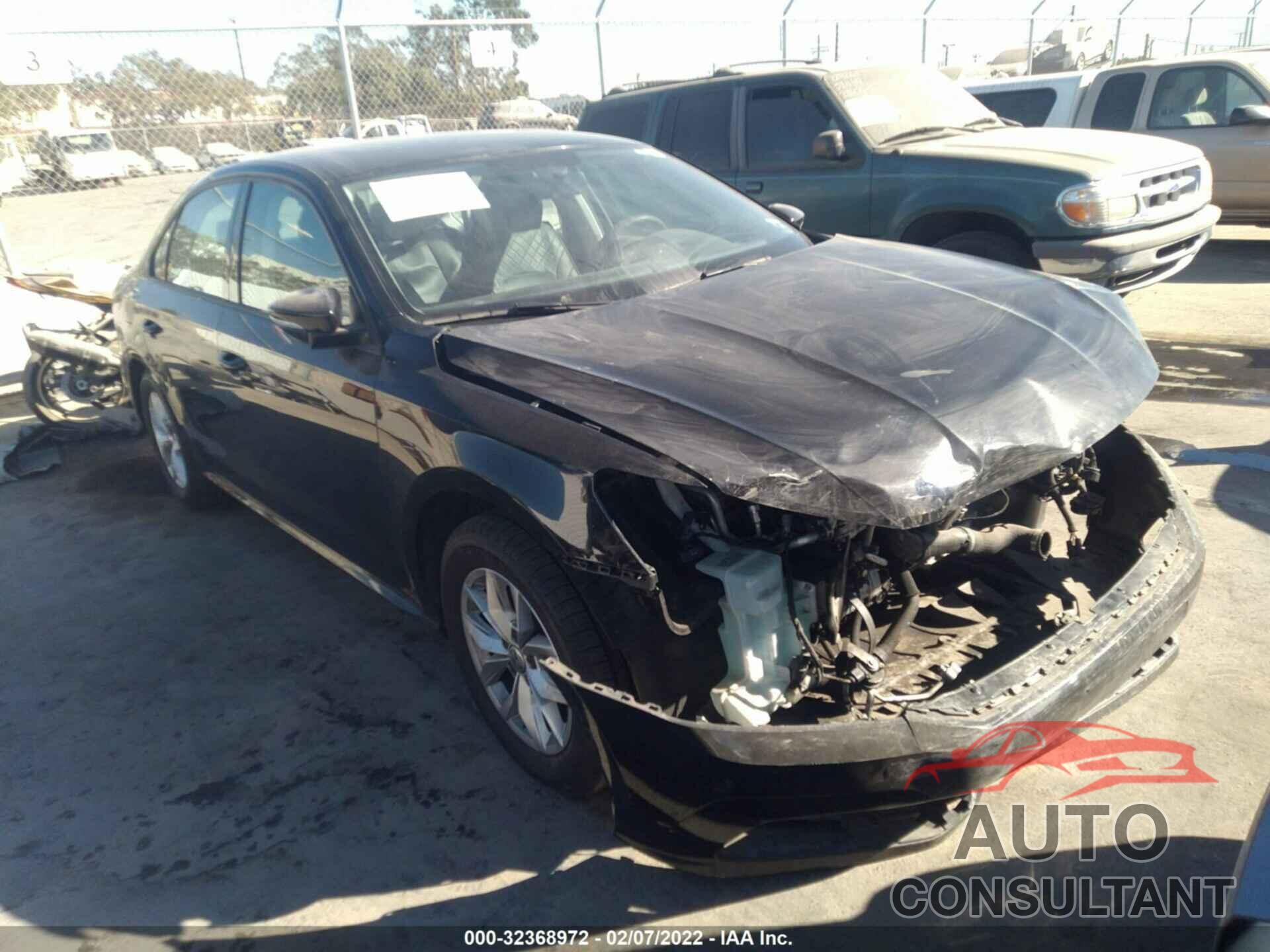 VOLKSWAGEN PASSAT 2018 - 1VWAA7A34JC024964