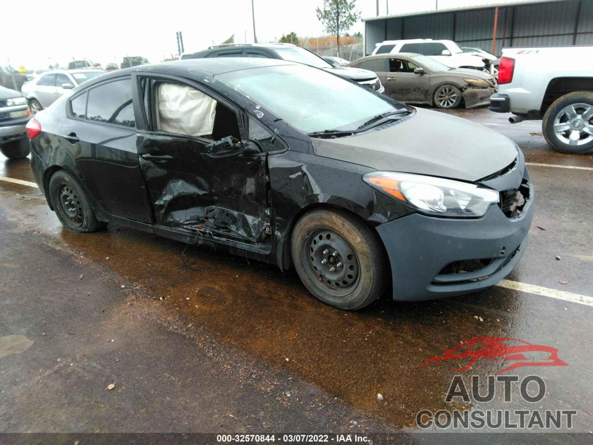 KIA FORTE 2016 - KNAFK4A61G5492627