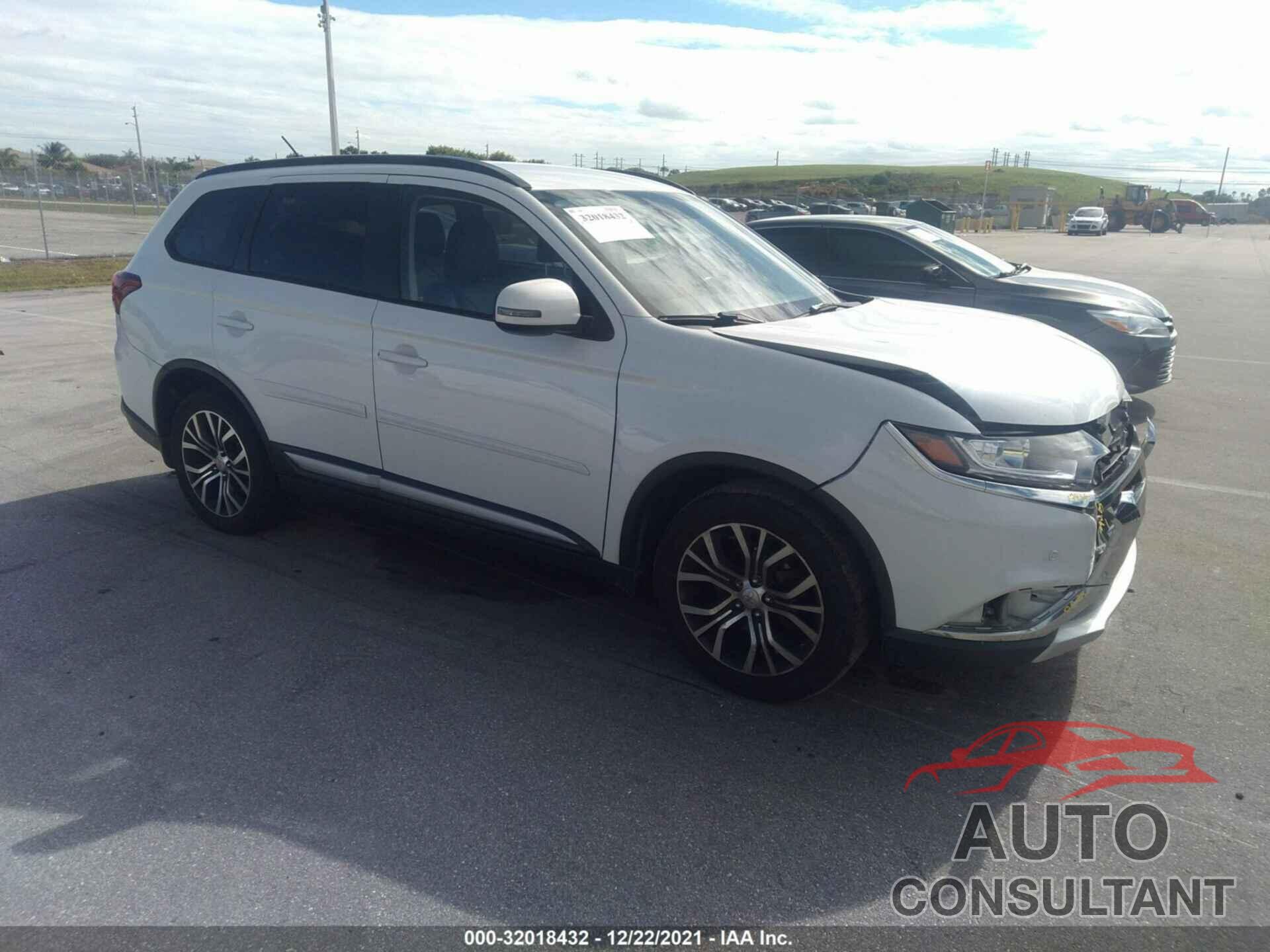 MITSUBISHI OUTLANDER 2016 - JA4AD3A30GZ005721