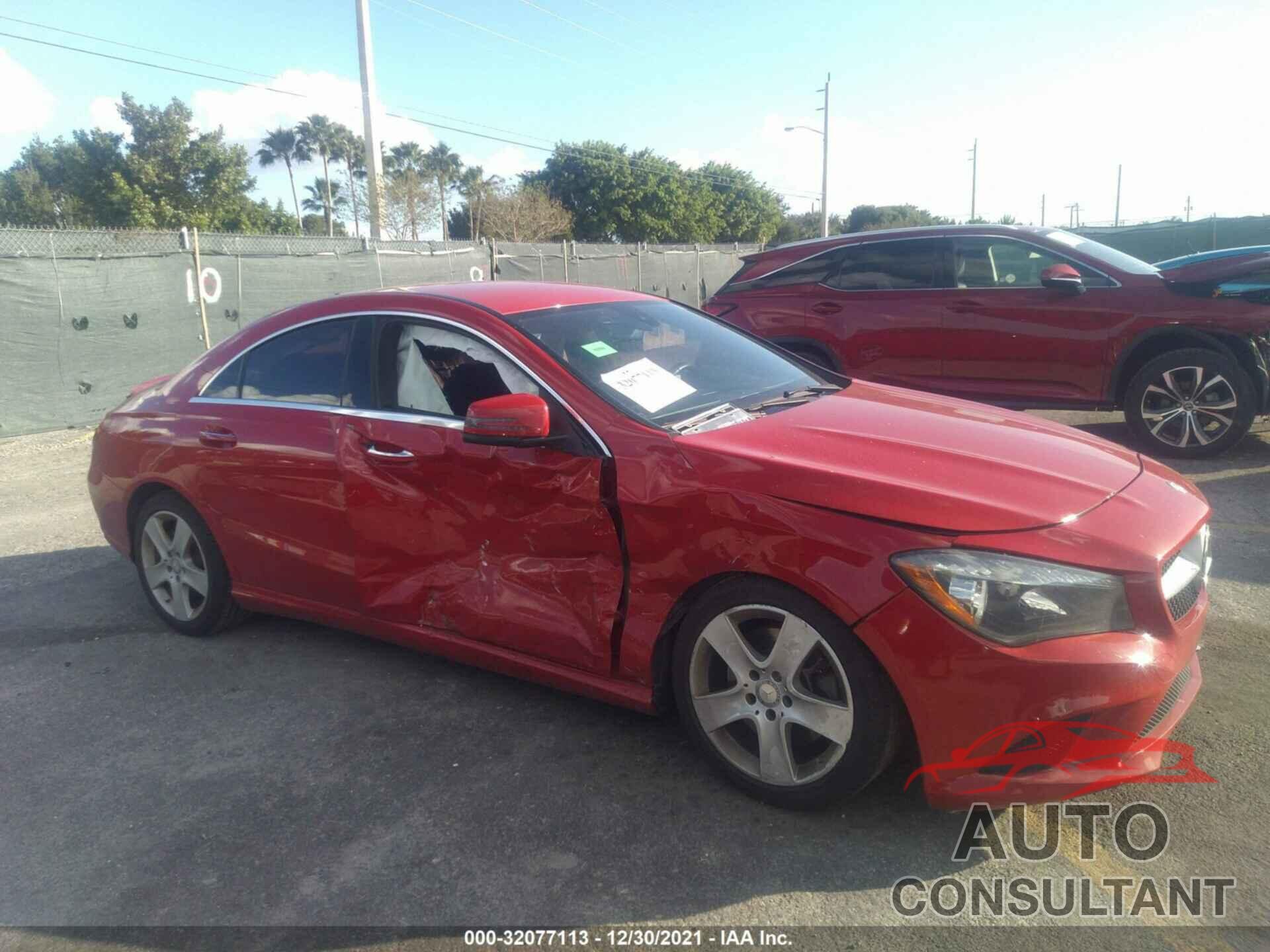 MERCEDES-BENZ CLA 2016 - WDDSJ4EB1GN300303