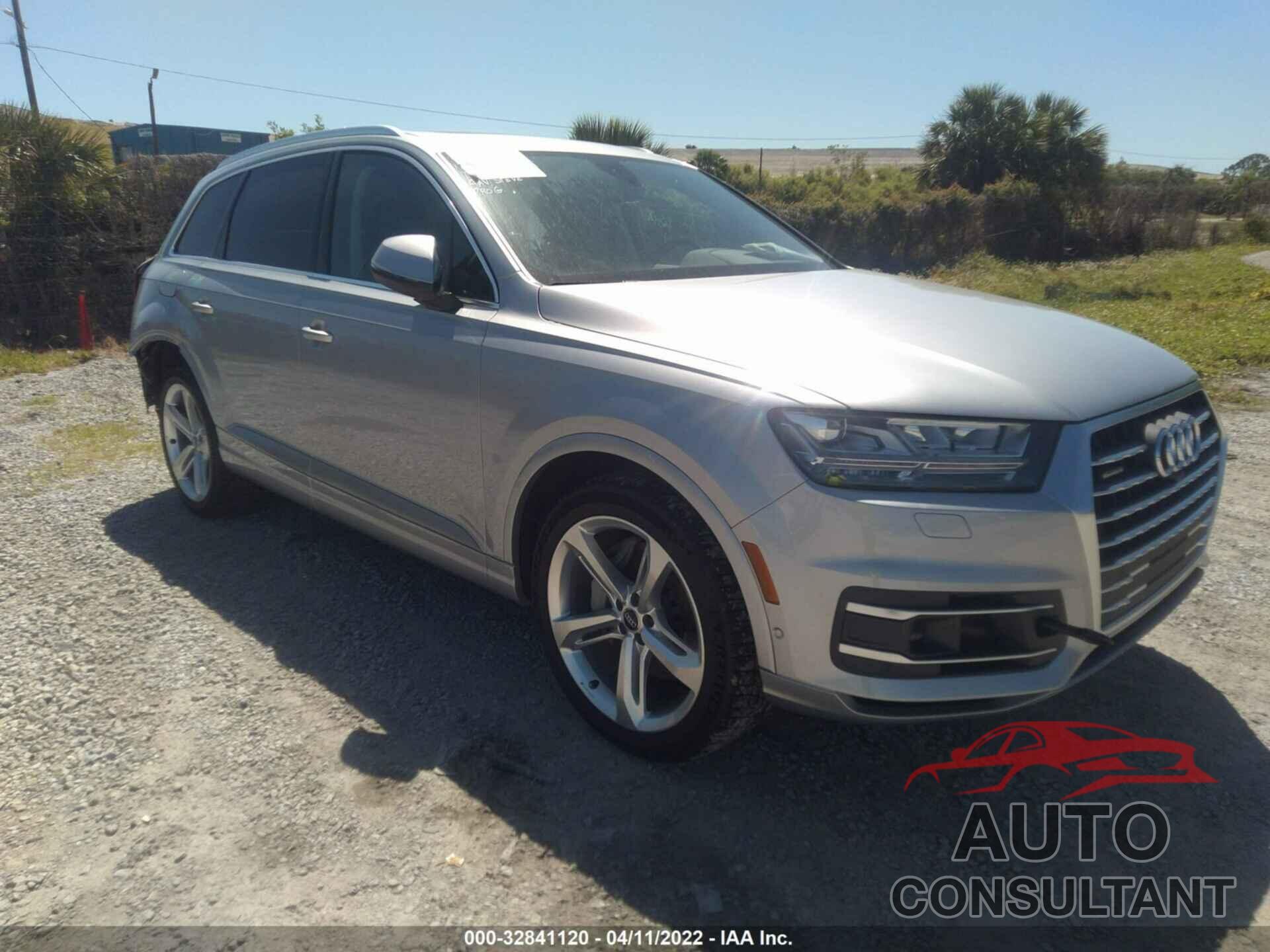 AUDI Q7 2019 - WA1VAAF7XKD047944