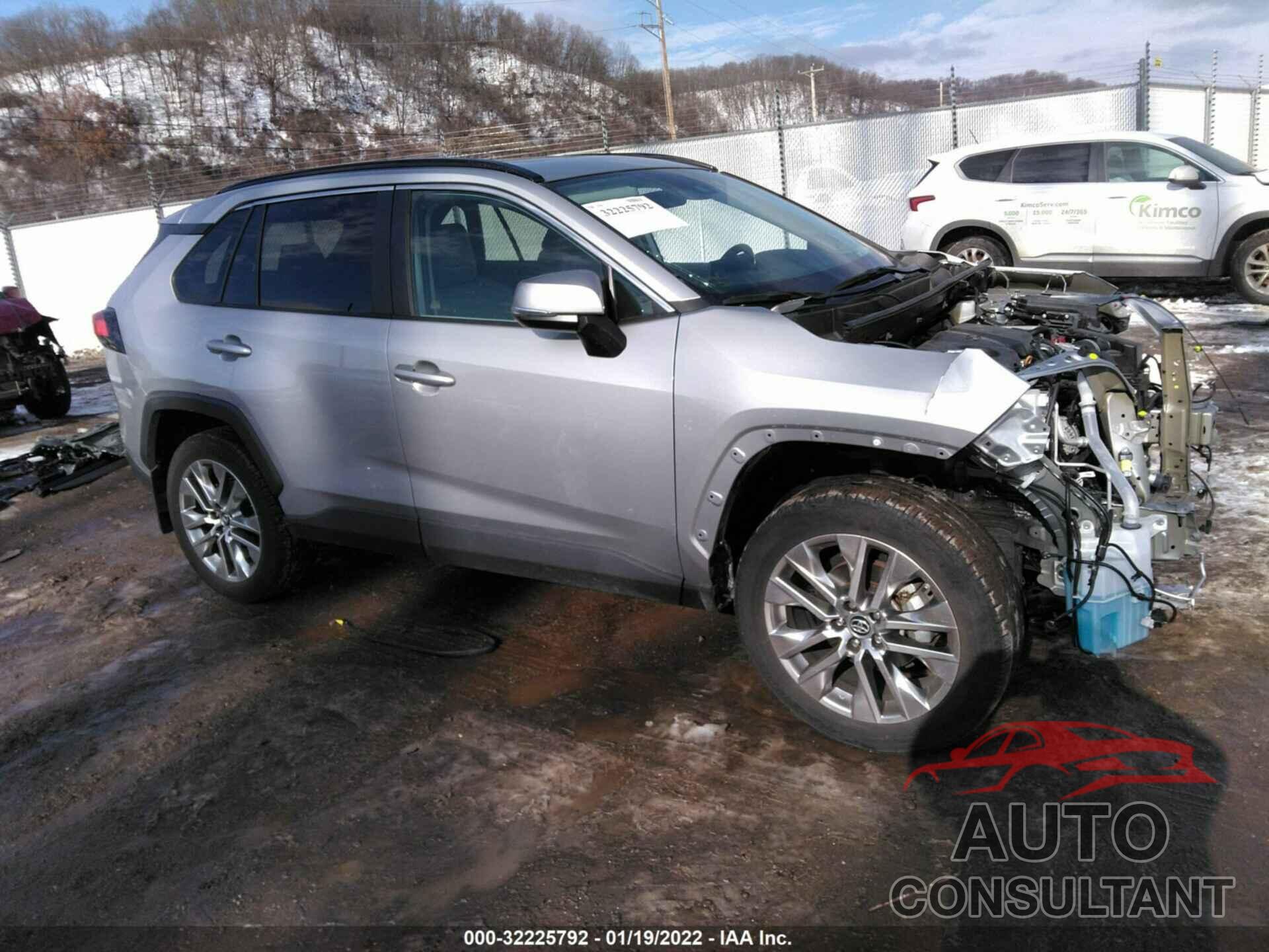 TOYOTA RAV4 2019 - 2T3A1RFV5KW083576