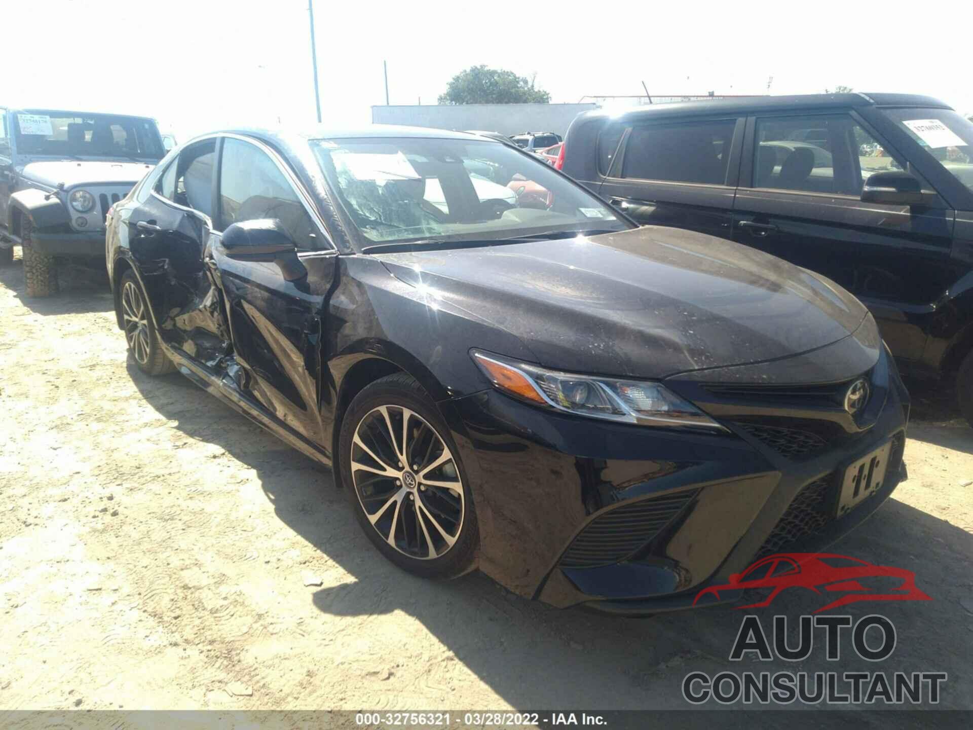 TOYOTA CAMRY 2020 - 4T1G11AK6LU945027