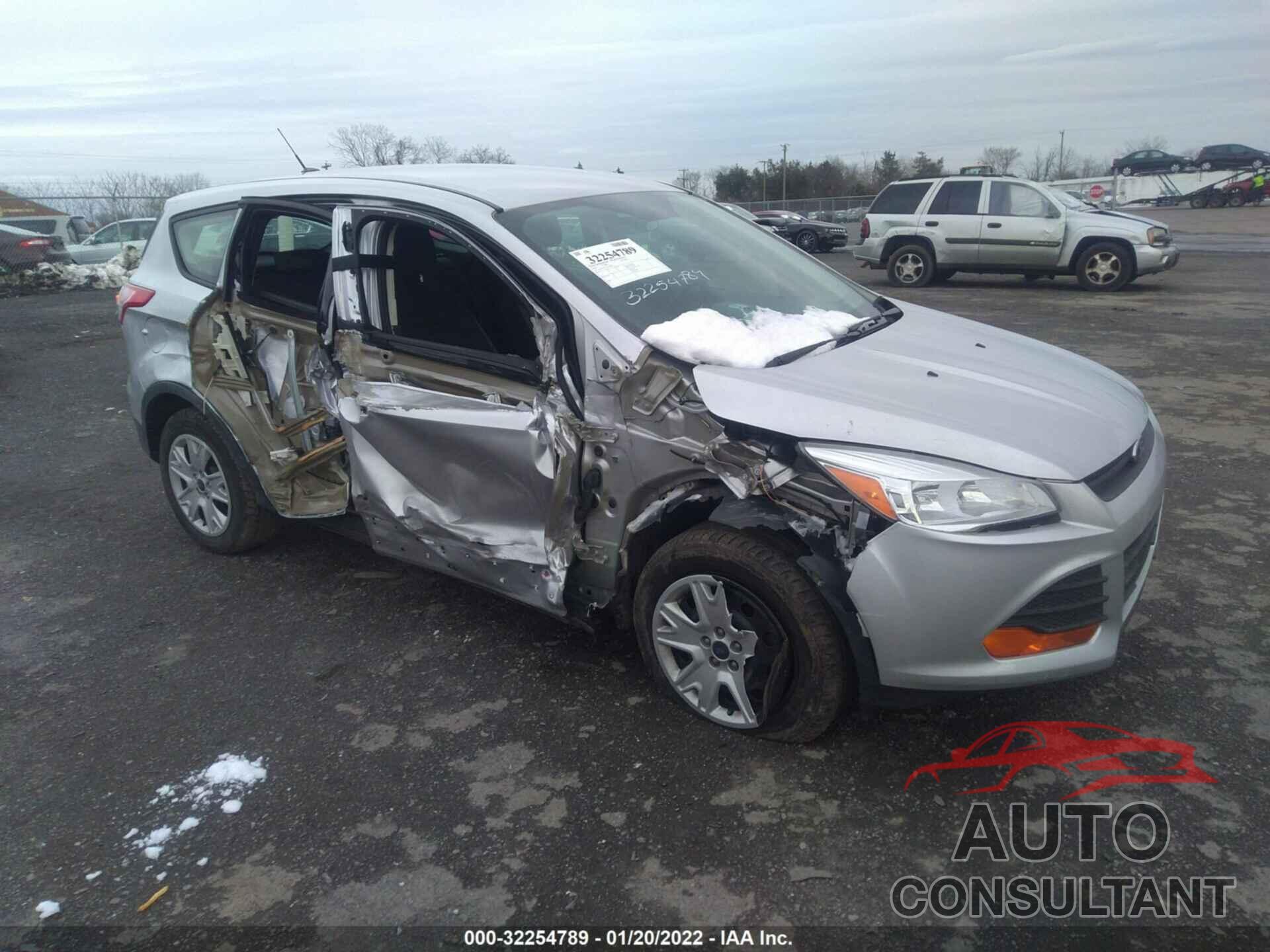 FORD ESCAPE 2016 - 1FMCU0F74GUC06667
