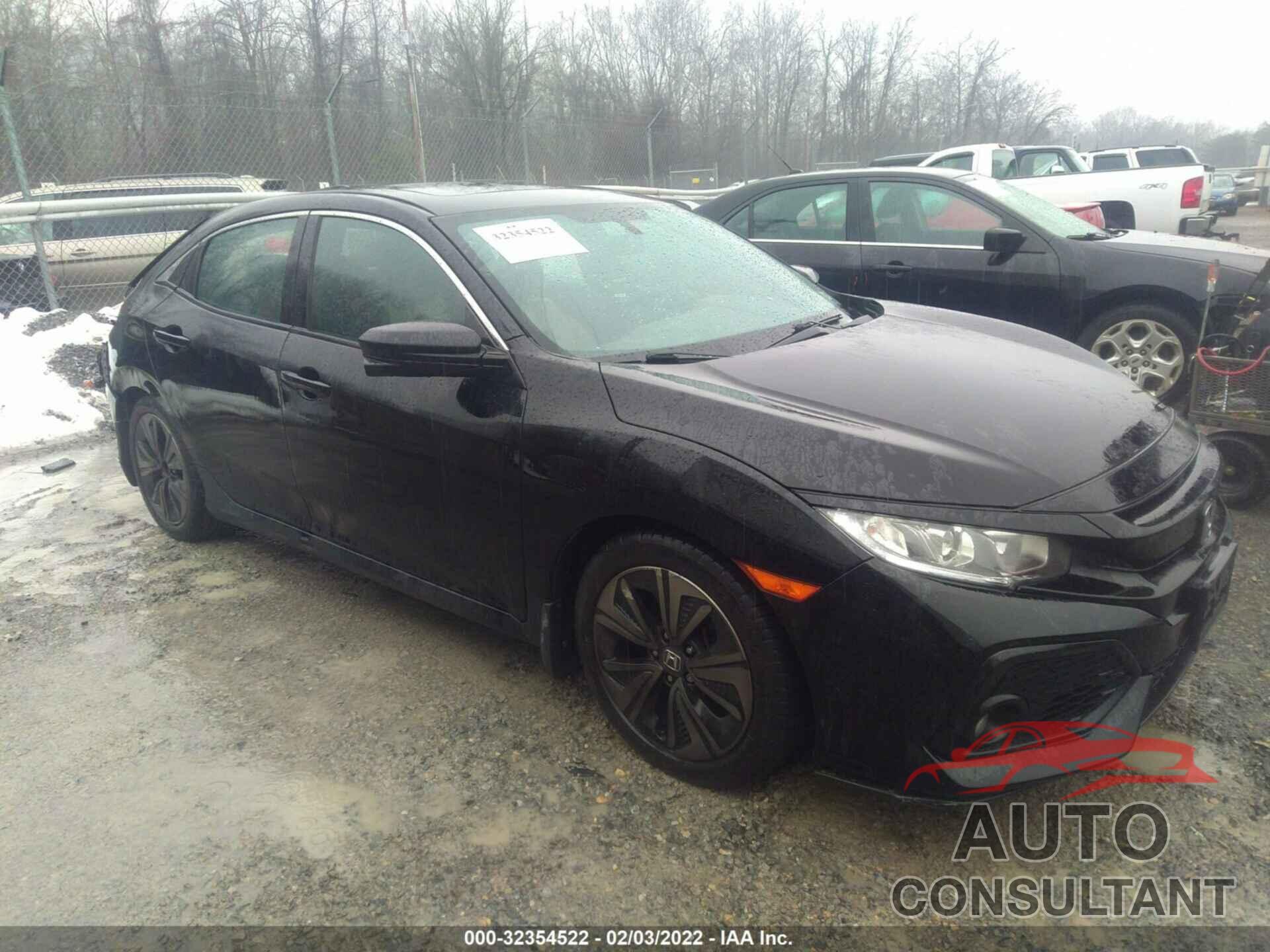 HONDA CIVIC HATCHBACK 2017 - SHHFK7H57HU227419