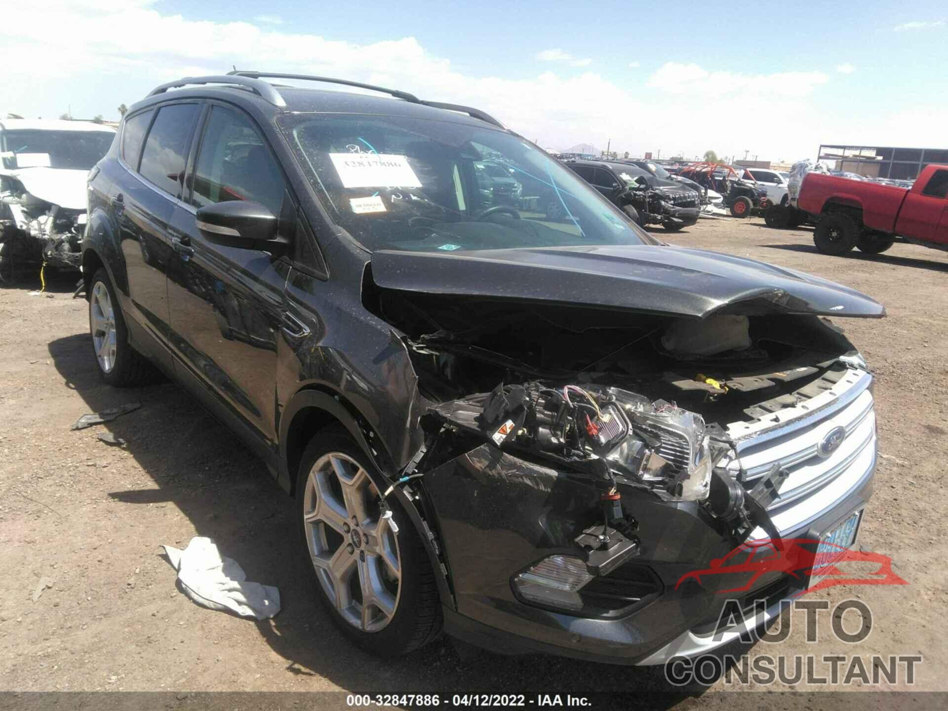 FORD ESCAPE 2018 - 1FMCU0J9XJUA97924