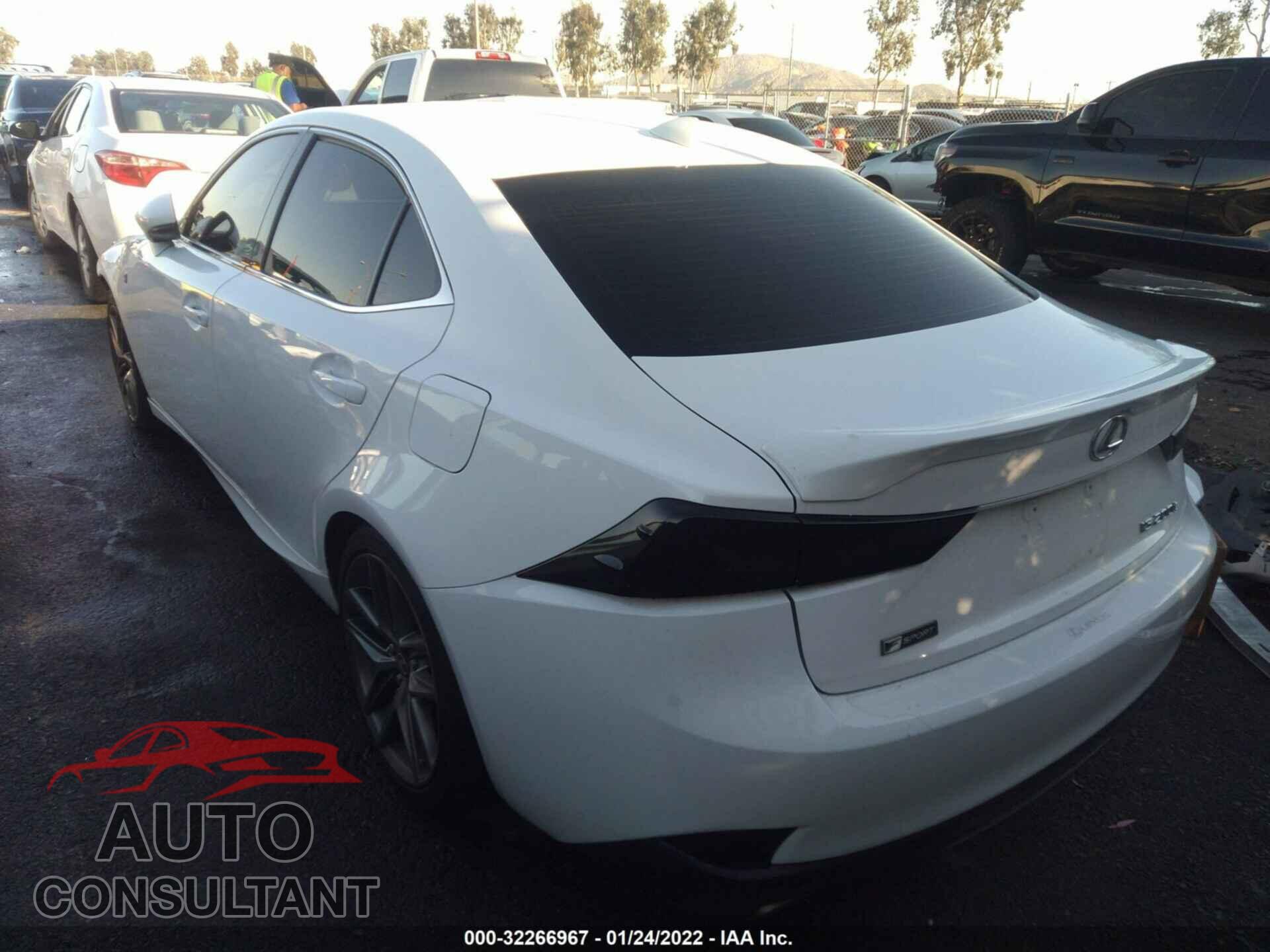 LEXUS IS 2017 - JTHBA1D23H5042764