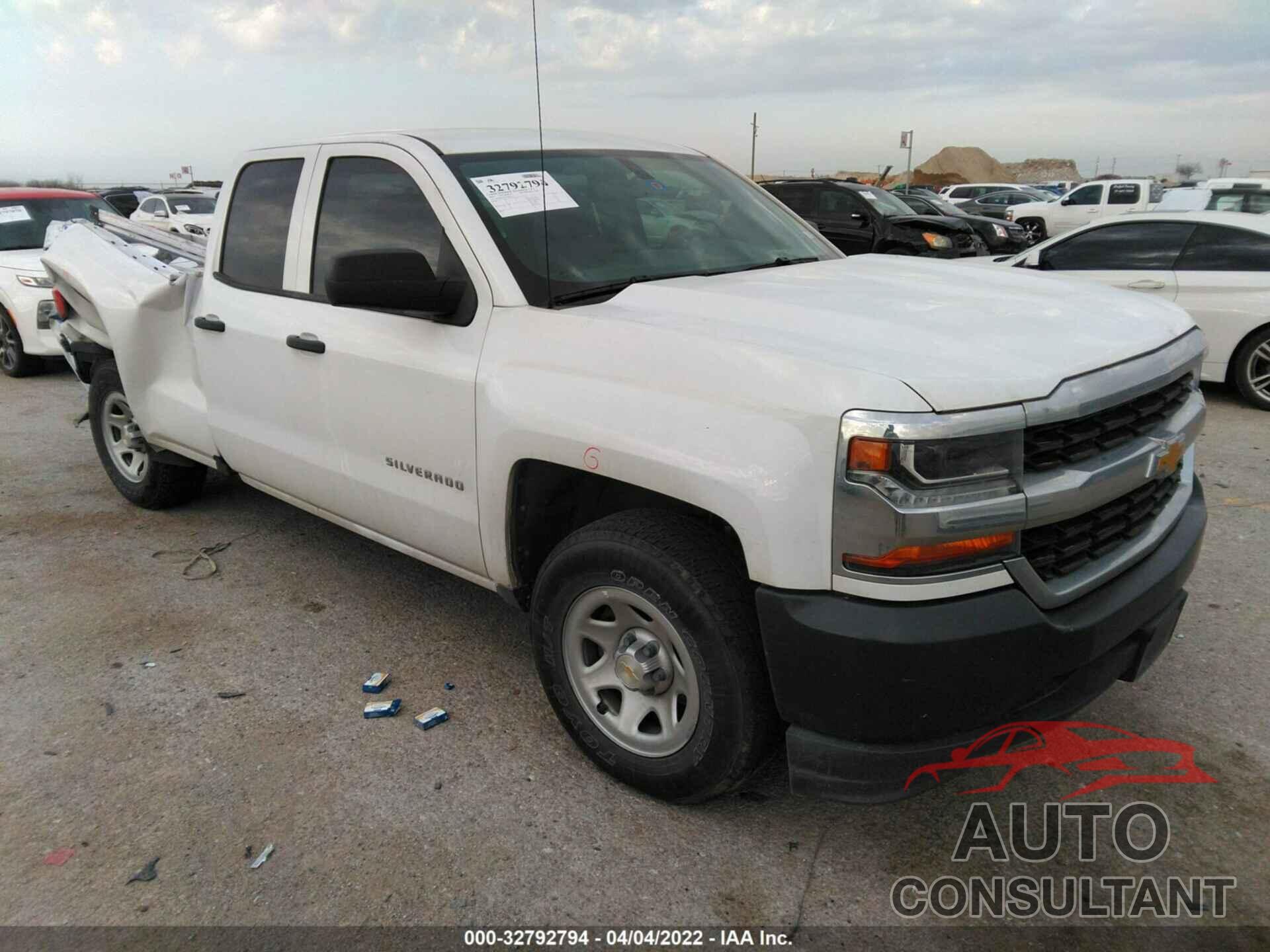 CHEVROLET SILVERADO 1500 2018 - 1GCRCNEC6JZ382353