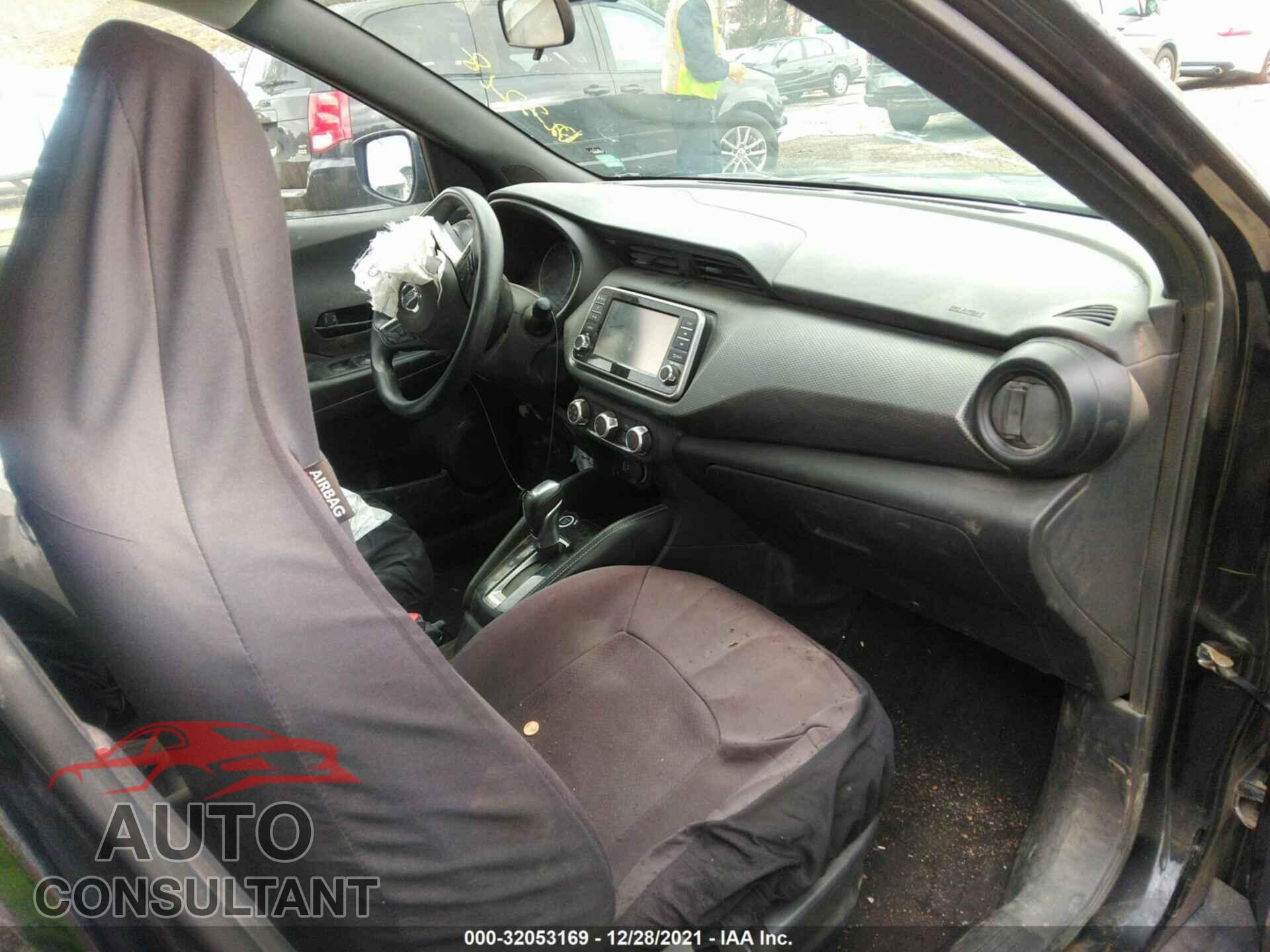 NISSAN KICKS 2019 - 3N1CP5CU3KL498725