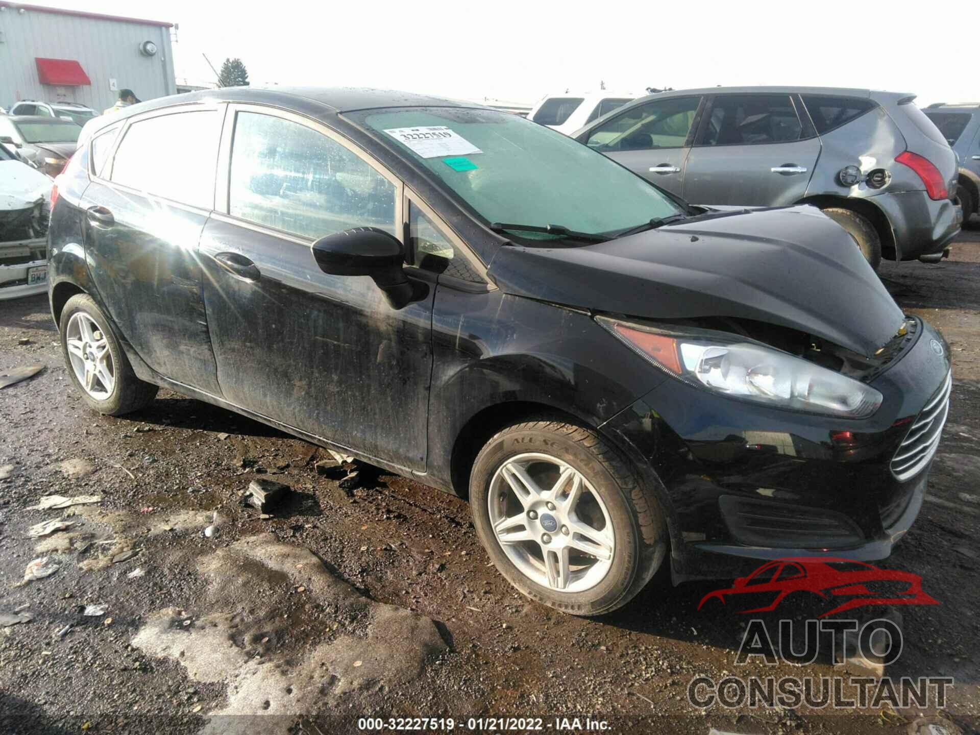 FORD FIESTA 2018 - 3FADP4EJ9JM139523
