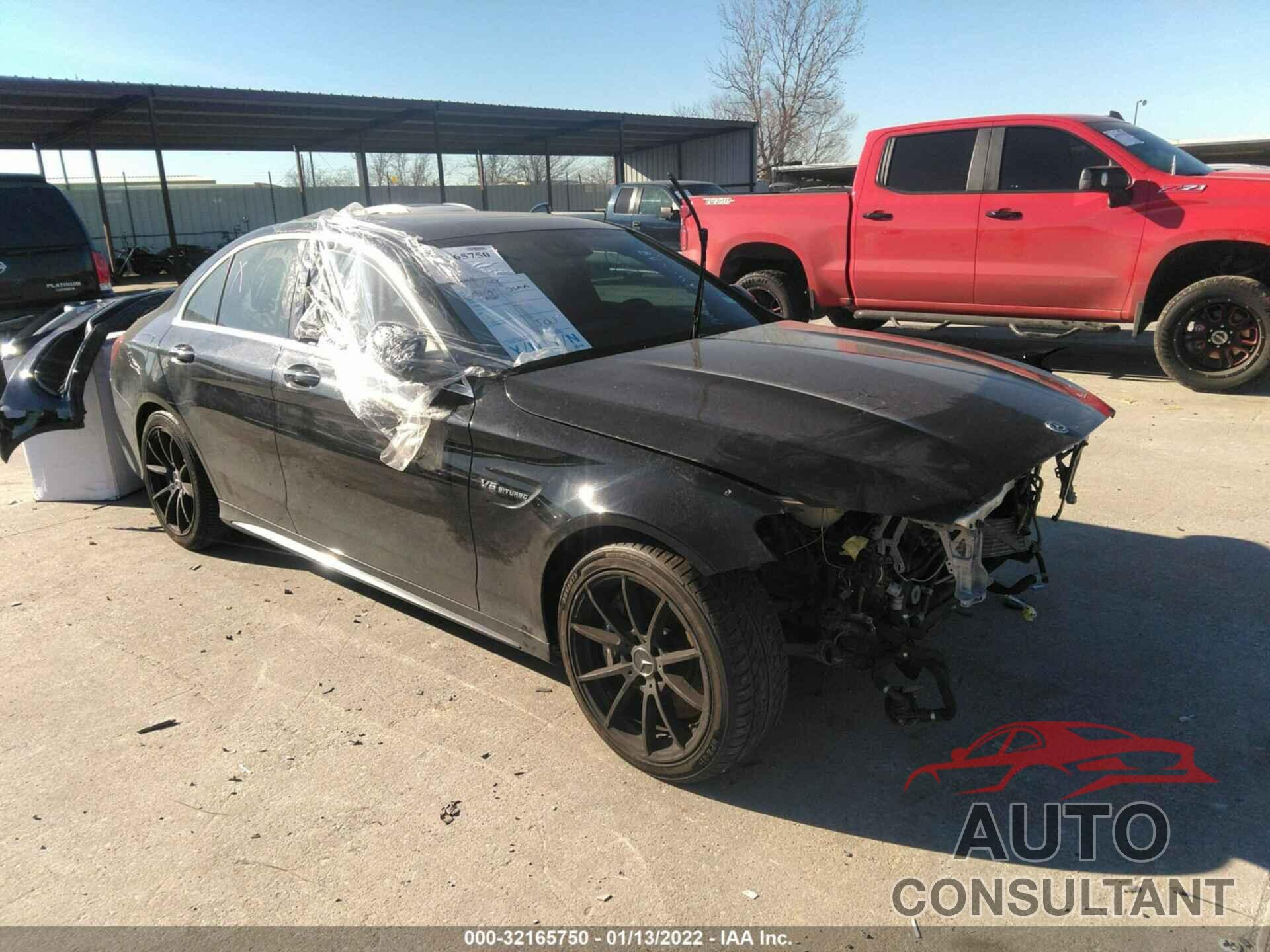 MERCEDES-BENZ C-CLASS 2018 - 55SWF8GB9JU260753