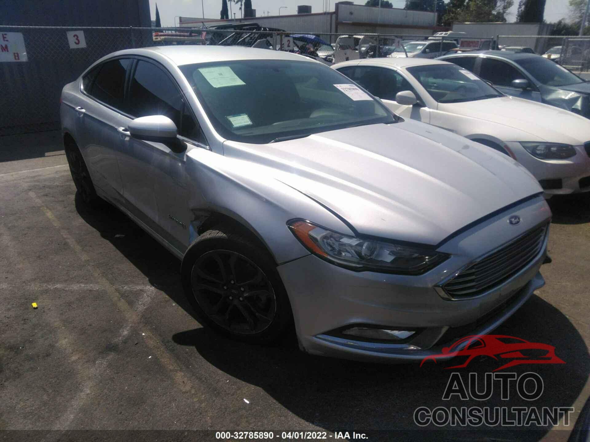 FORD FUSION HYBRID 2018 - 3FA6P0LU1JR269748