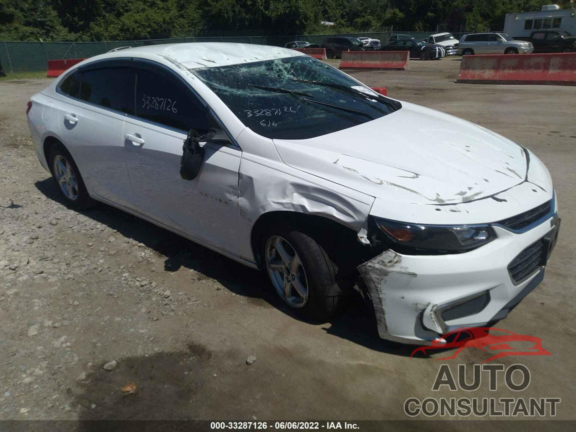 CHEVROLET MALIBU 2018 - 1G1ZB5ST7JF157604