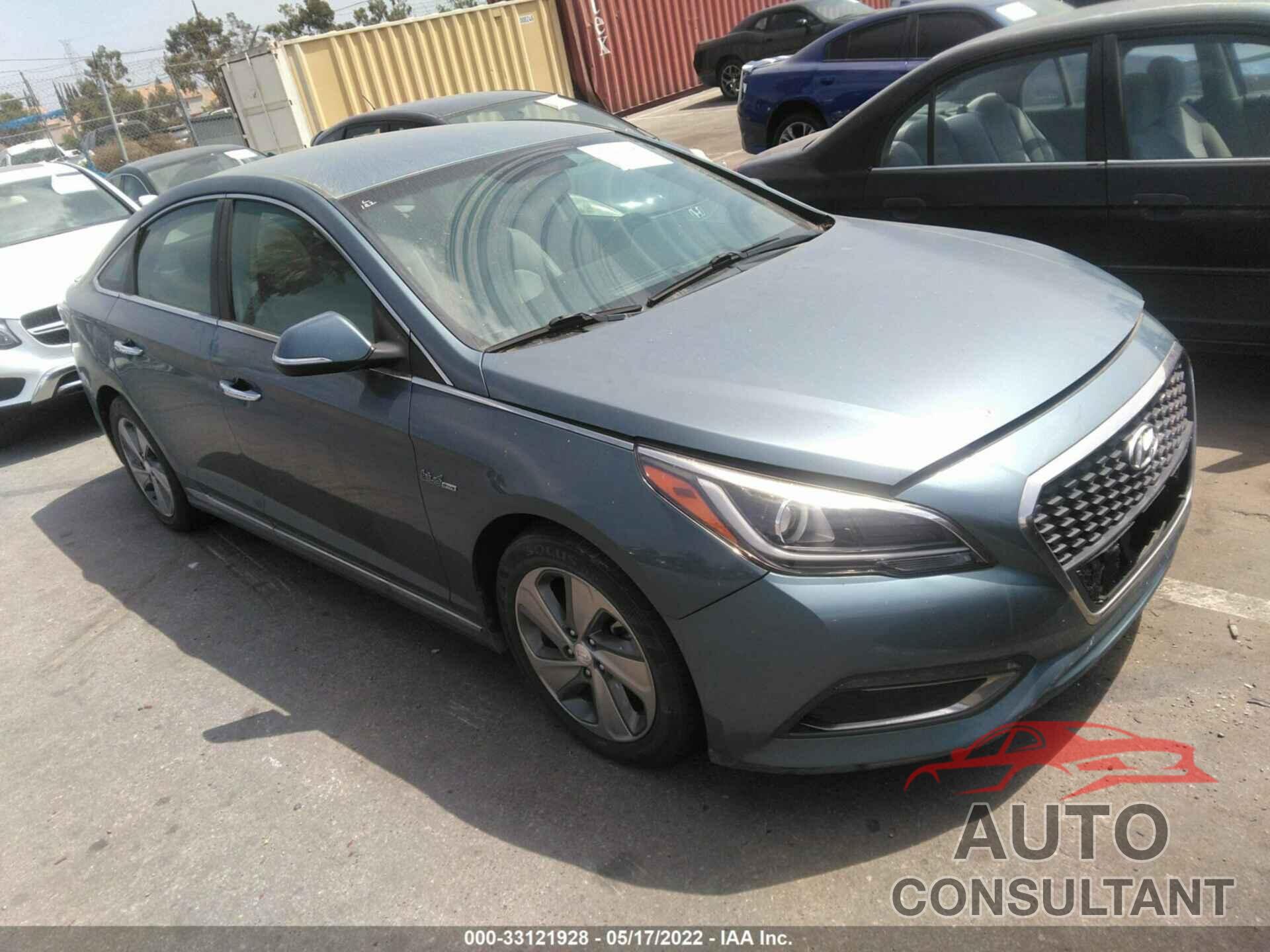 HYUNDAI SONATA HYBRID 2016 - KMHE34L17GA020111