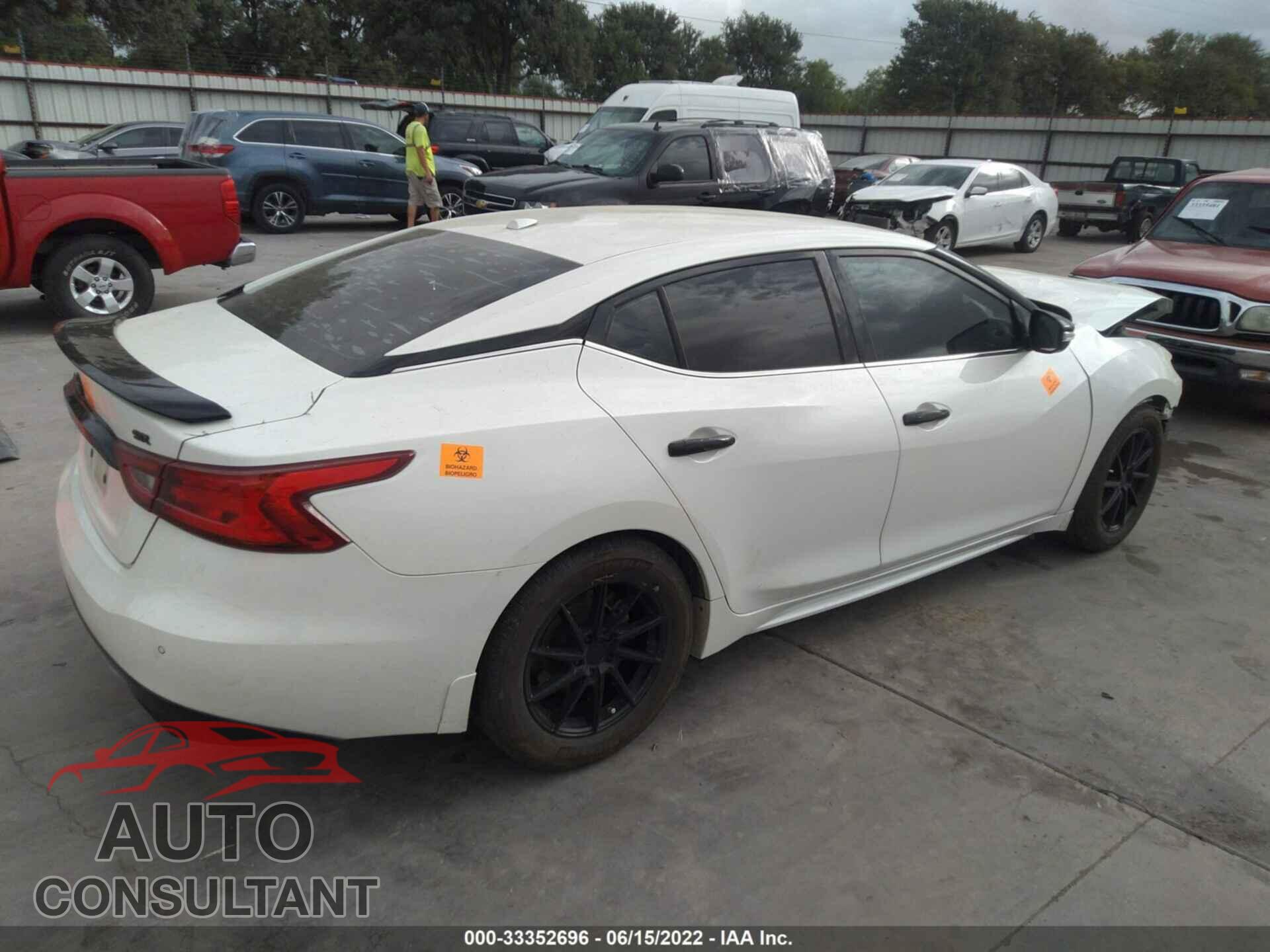 NISSAN MAXIMA 2017 - 1N4AA6AP1HC417238