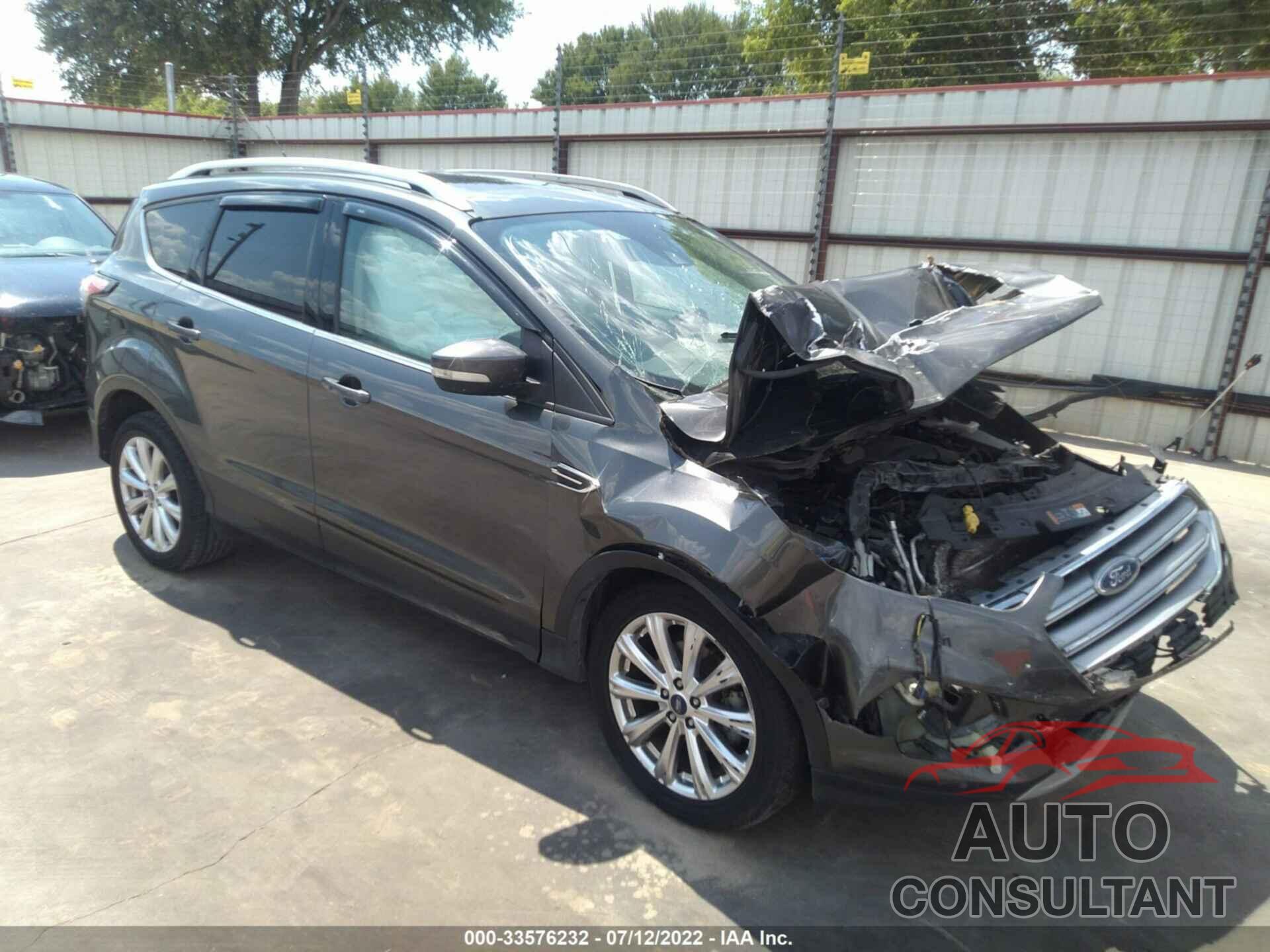 FORD ESCAPE 2017 - 1FMCU0JD1HUD81439