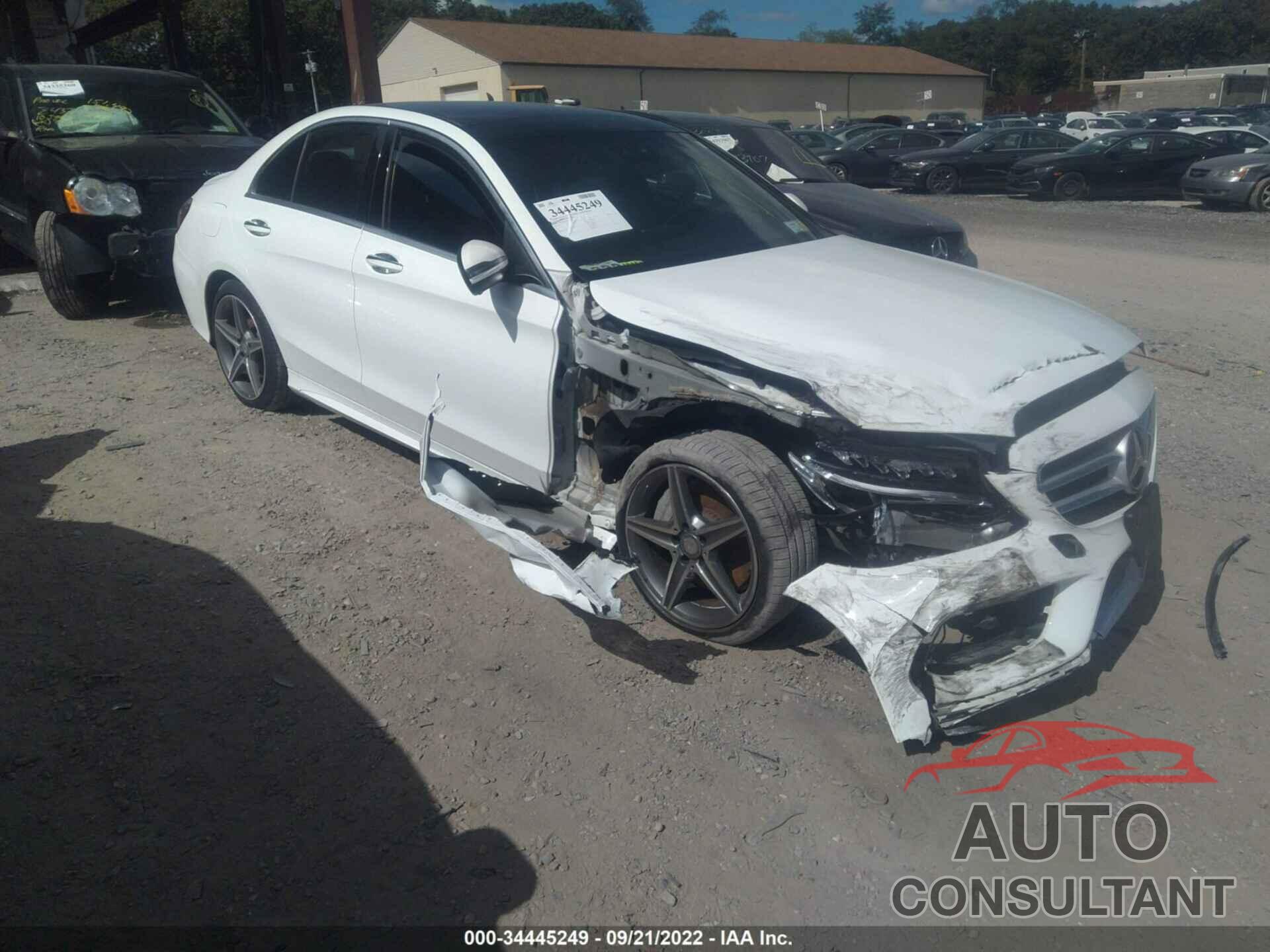 MERCEDES-BENZ C-CLASS 2016 - 55SWF4KB5GU128355