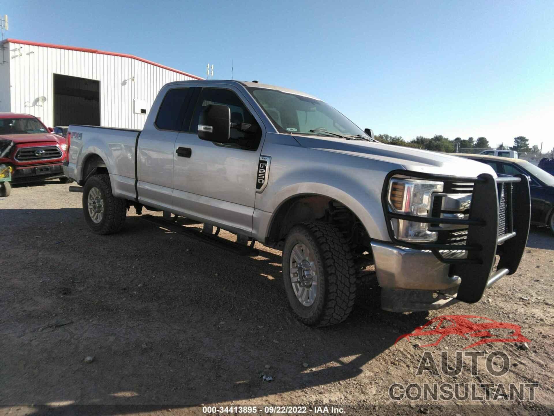 FORD SUPER DUTY F-250 SRW 2018 - 1FT7X2B68JEC62389