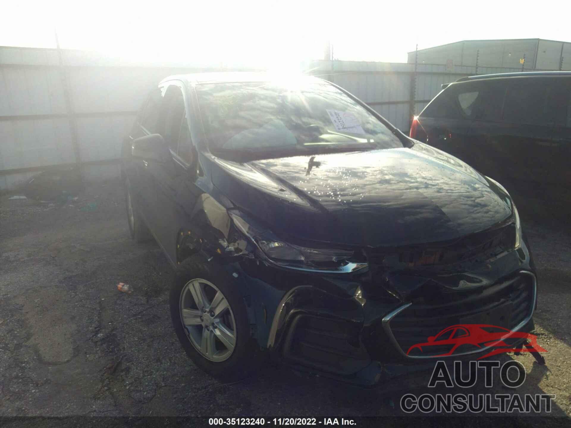 CHEVROLET TRAX 2021 - KL7CJKSB2MB308539