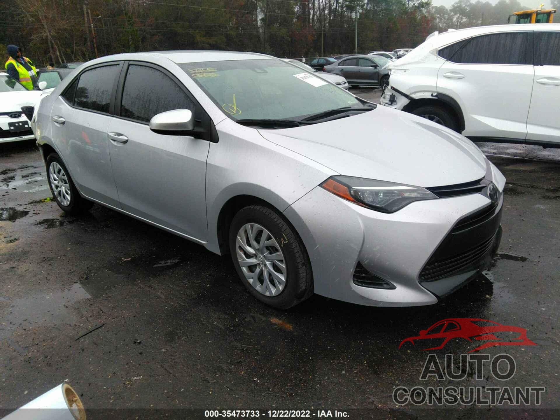 TOYOTA COROLLA 2018 - 5YFBURHE3JP800316