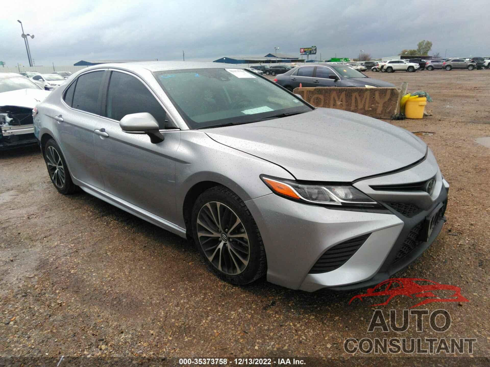 TOYOTA CAMRY 2019 - 4T1B11HK0KU224667