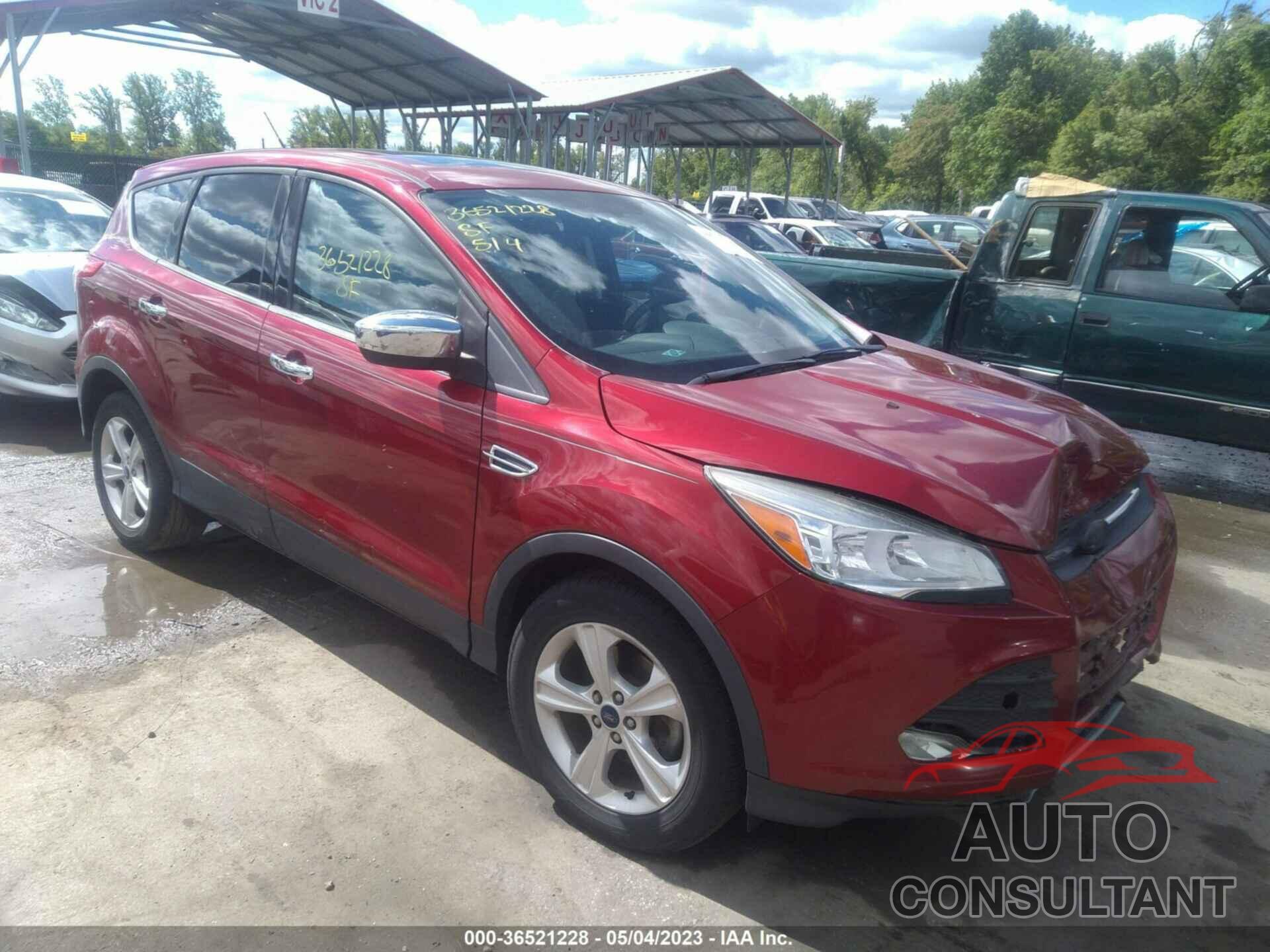 FORD ESCAPE 2015 - 1FMCU0GX5FUA06734
