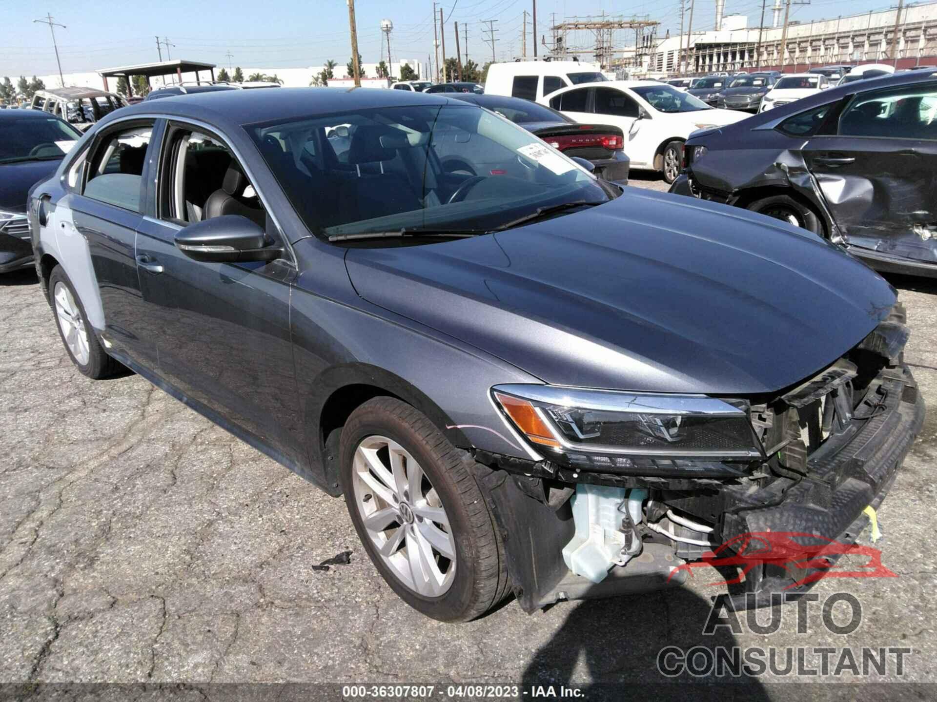 VOLKSWAGEN PASSAT 2020 - 1VWSA7A33LC009458