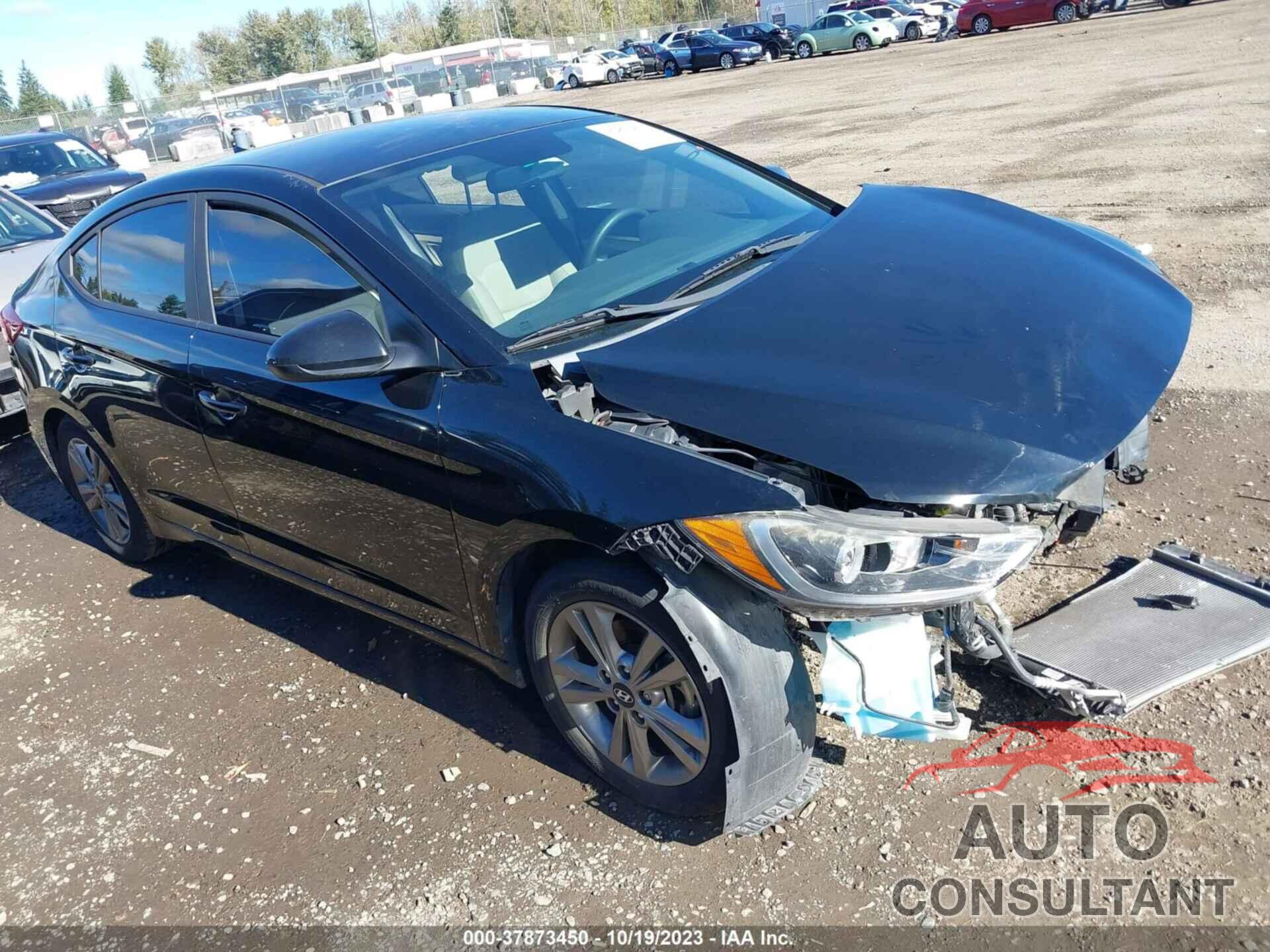 HYUNDAI ELANTRA 2017 - KMHD84LF2HU103681