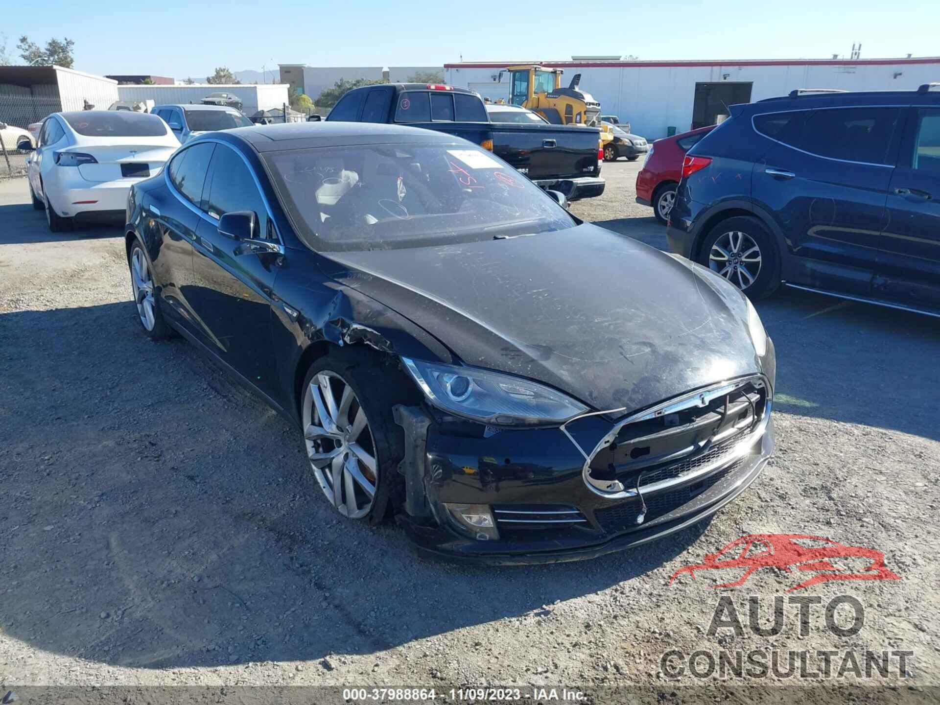 TESLA MODEL S 2016 - 5YJSA1E18GF125899