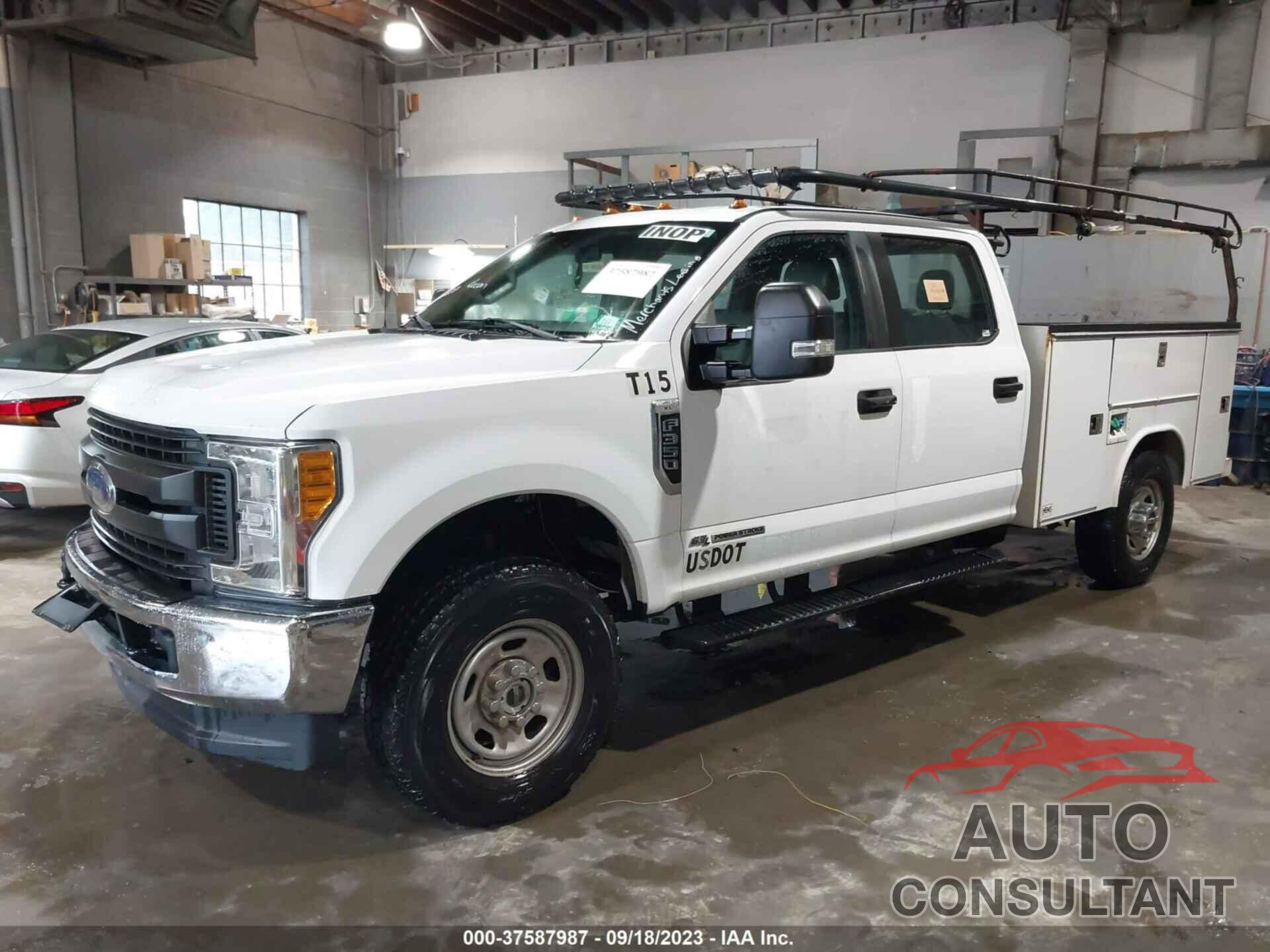 FORD F-350 2017 - 1FT8W3BT2HED75266