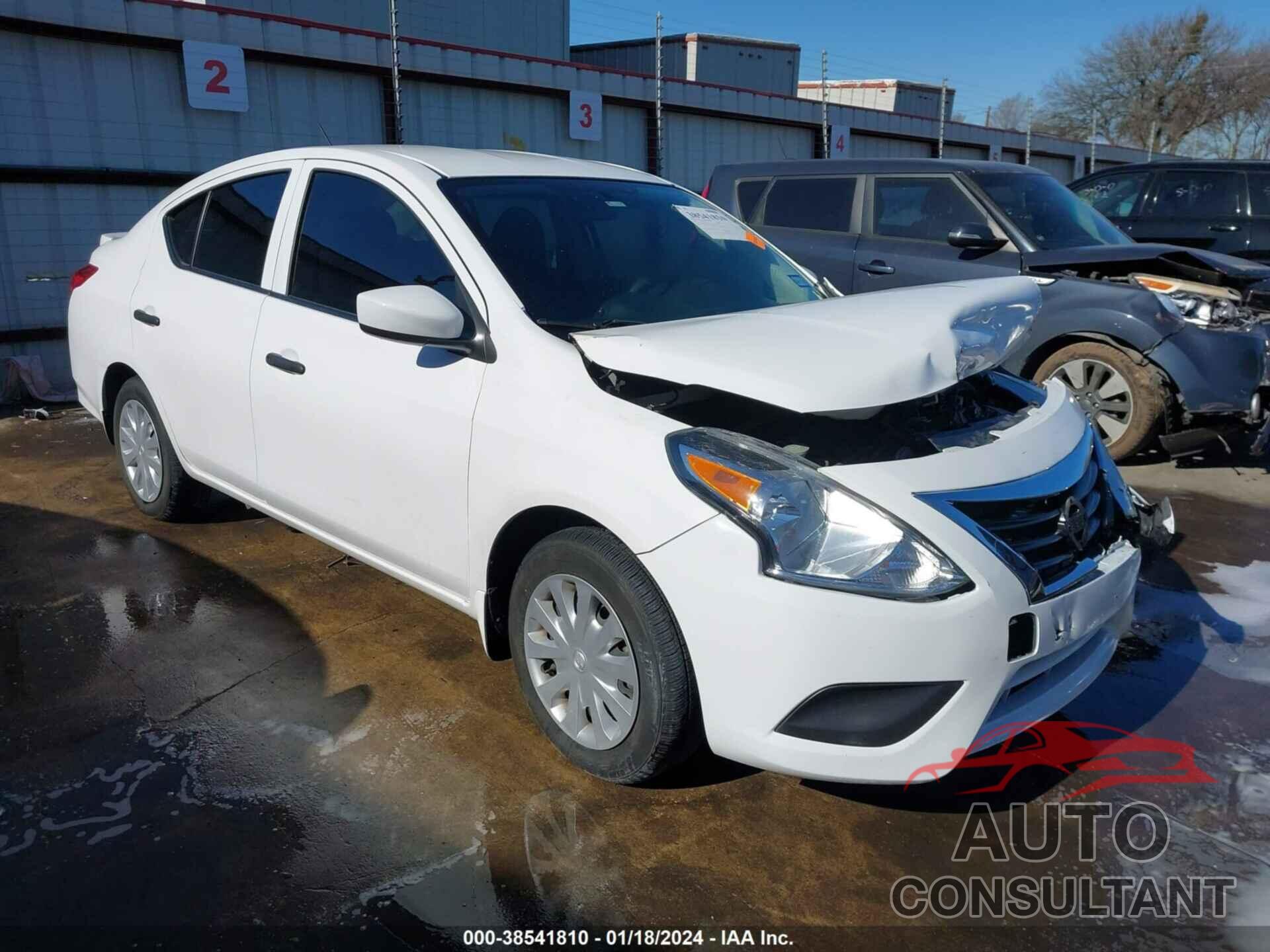 NISSAN VERSA 2017 - 3N1CN7AP3HL900704