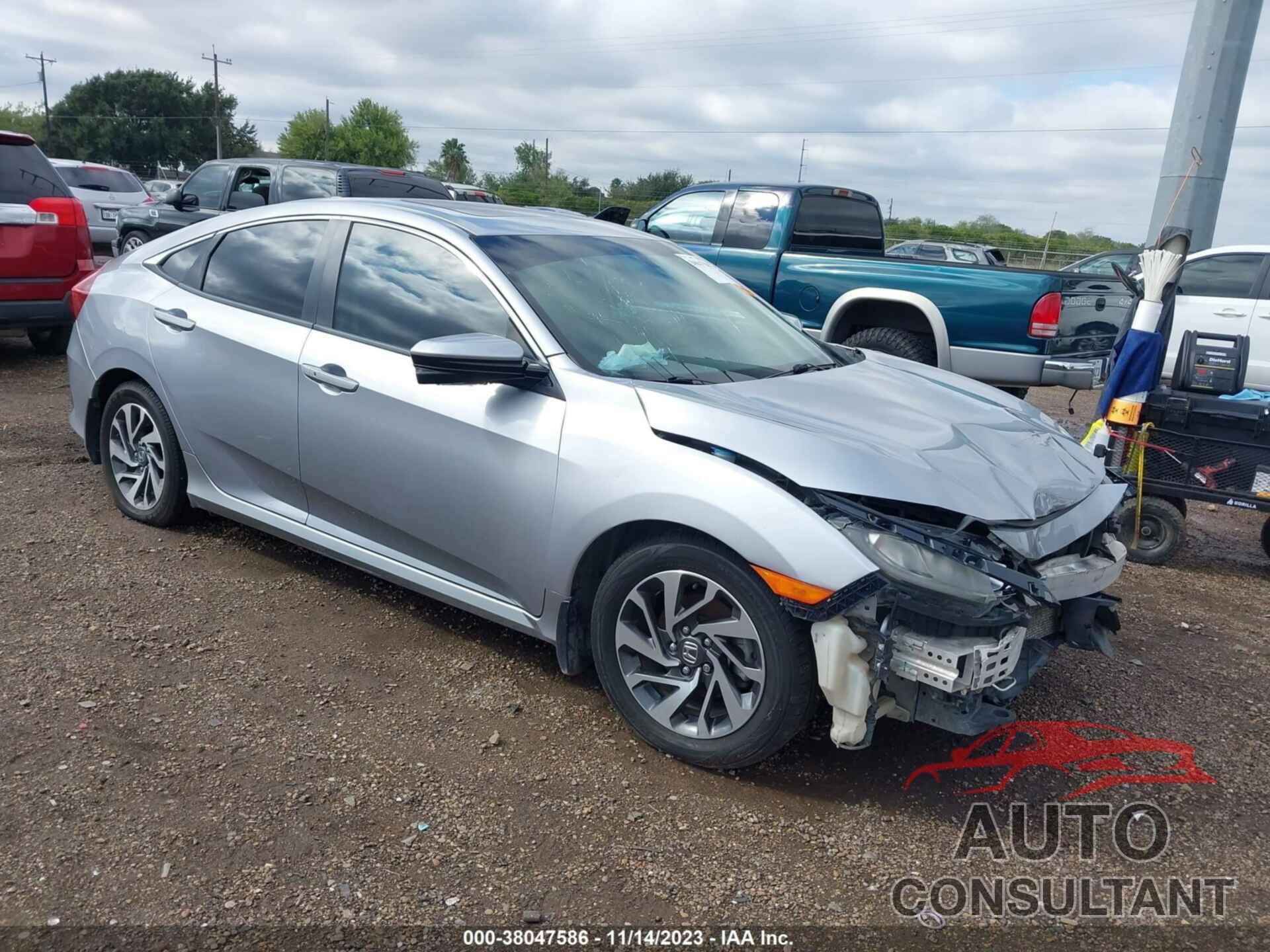 HONDA CIVIC 2018 - 2HGFC2F70JH559550