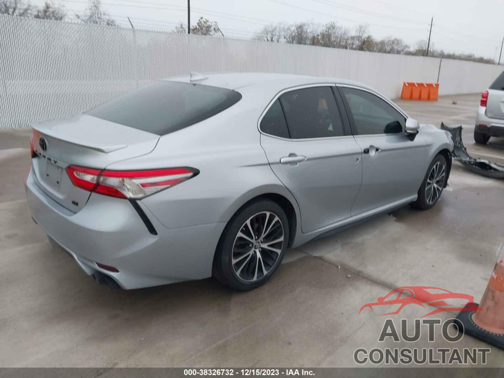 TOYOTA CAMRY 2019 - 4T1B11HK1KU277202