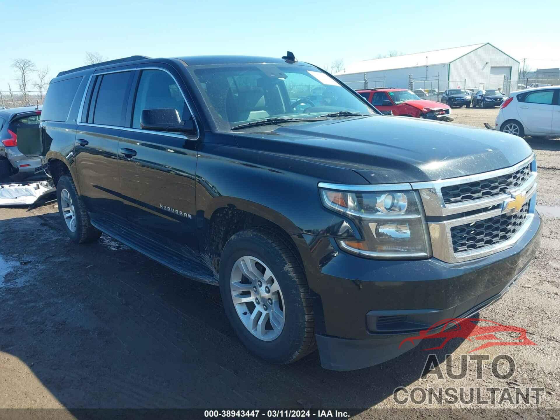 CHEVROLET SUBURBAN 2018 - 1GNSCHKC4JR271315