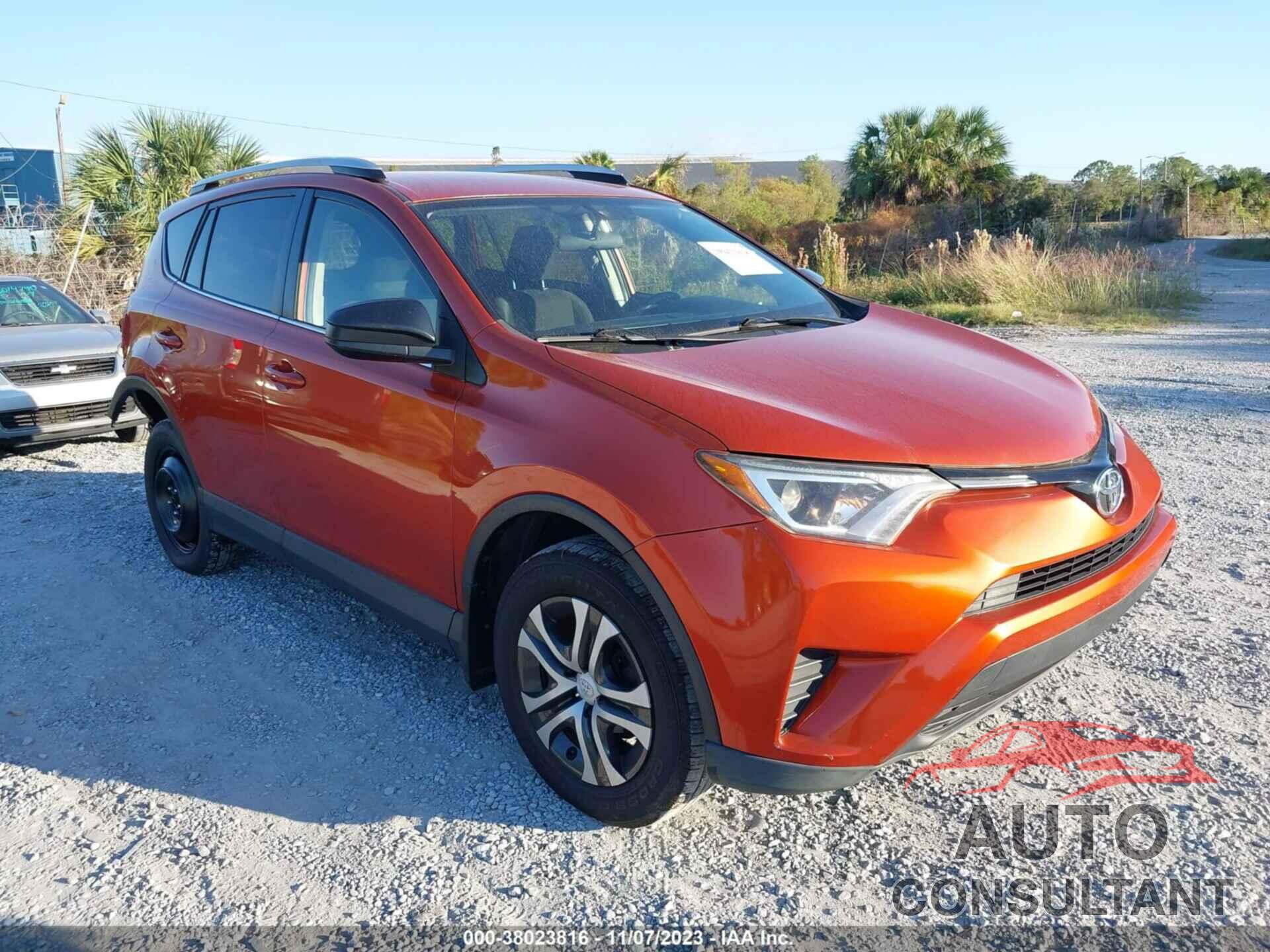 TOYOTA RAV4 2016 - JTMBFREV8GJ083794