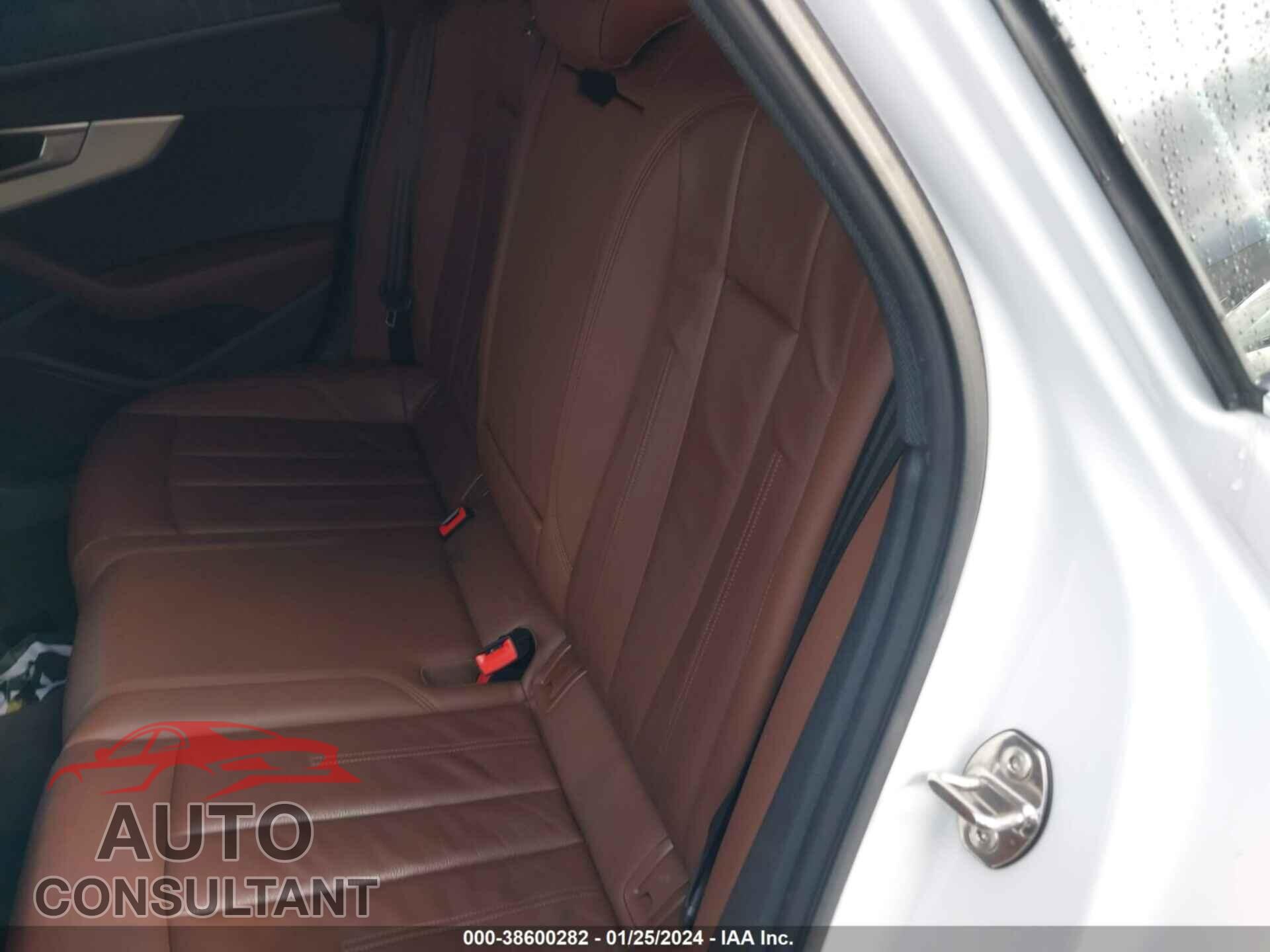 AUDI A4 2018 - WAULMAF45JA044294