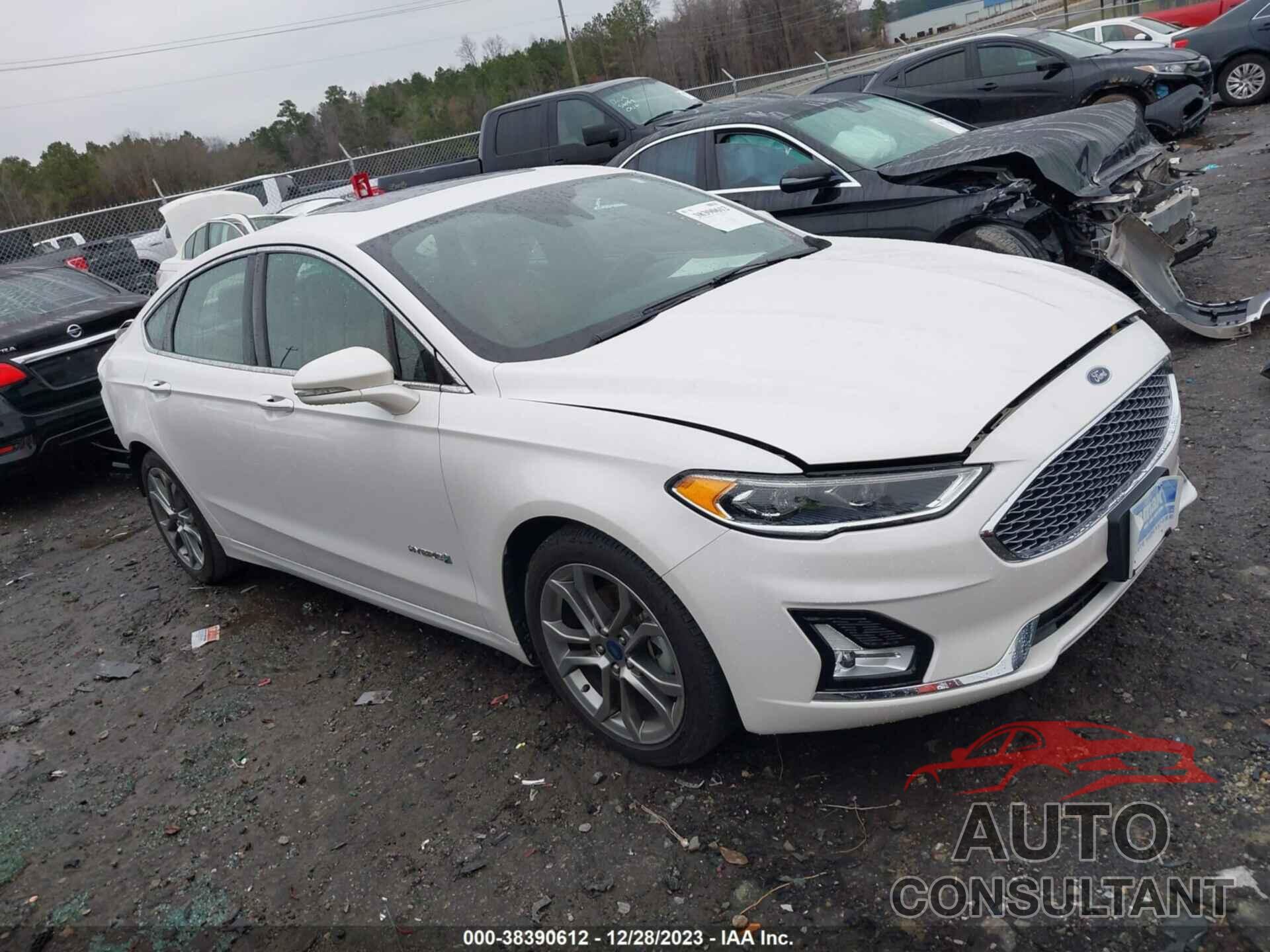 FORD FUSION HYBRID 2019 - 3FA6P0RU6KR204337