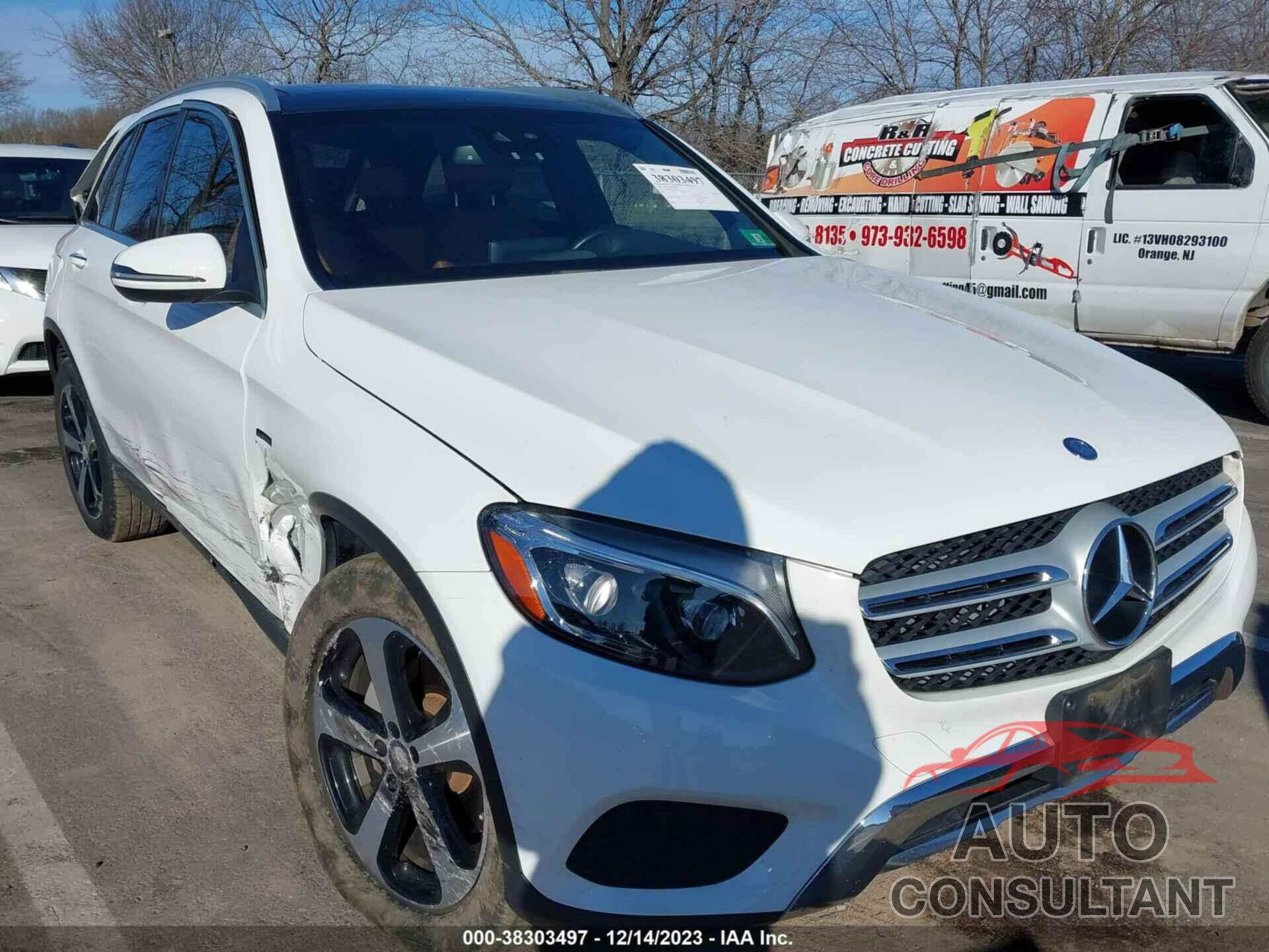 MERCEDES-BENZ GLC 2016 - WDC0G4KB4GF059295