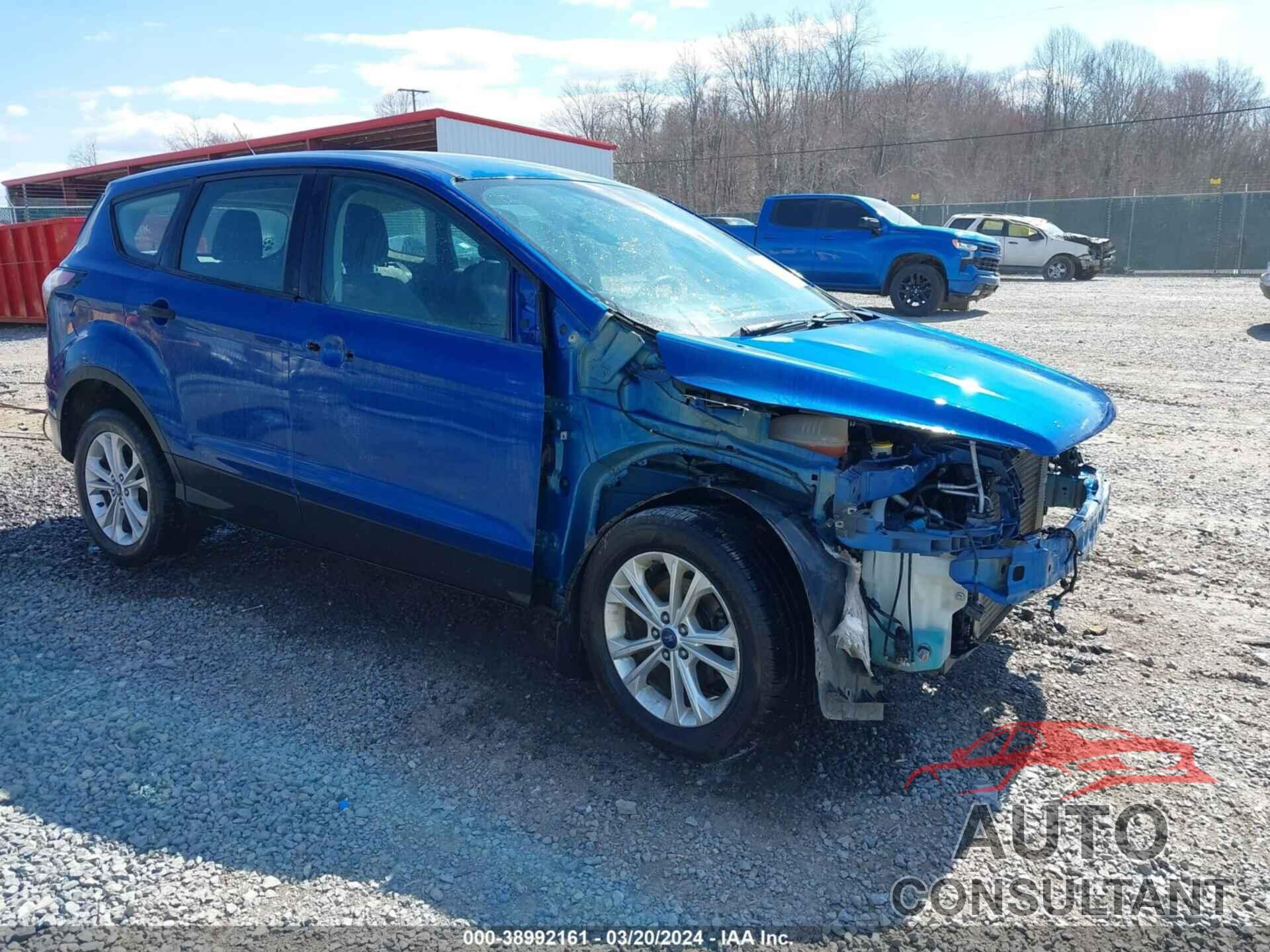 FORD ESCAPE 2018 - 1FMCU0F76JUA95739
