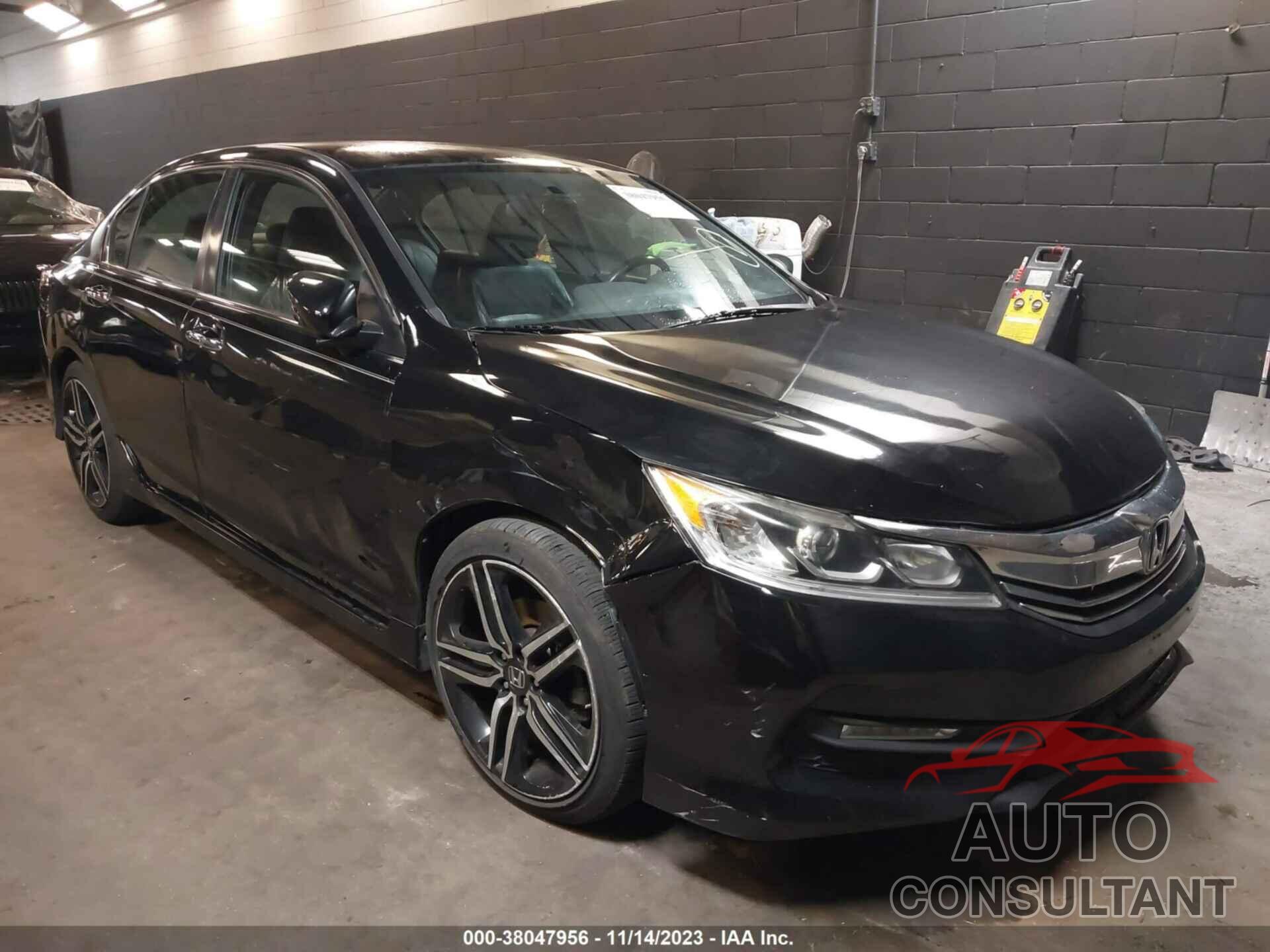 HONDA ACCORD 2017 - 1HGCR2F11HA065669