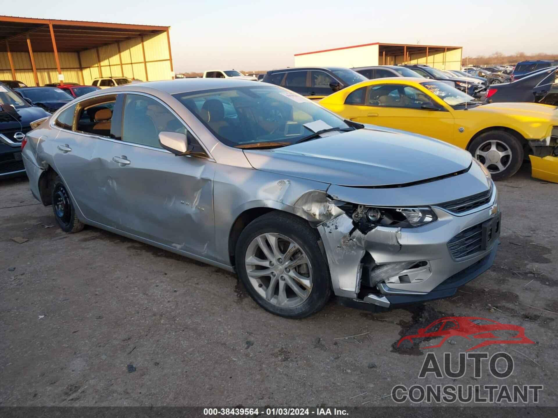 CHEVROLET MALIBU 2018 - 1G1ZD5ST4JF172653