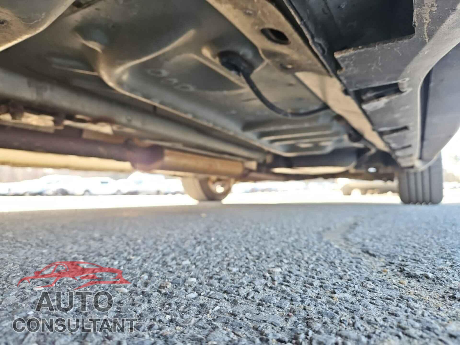 FORD TAURUS 2017 - 1FAHP2H80HG128171