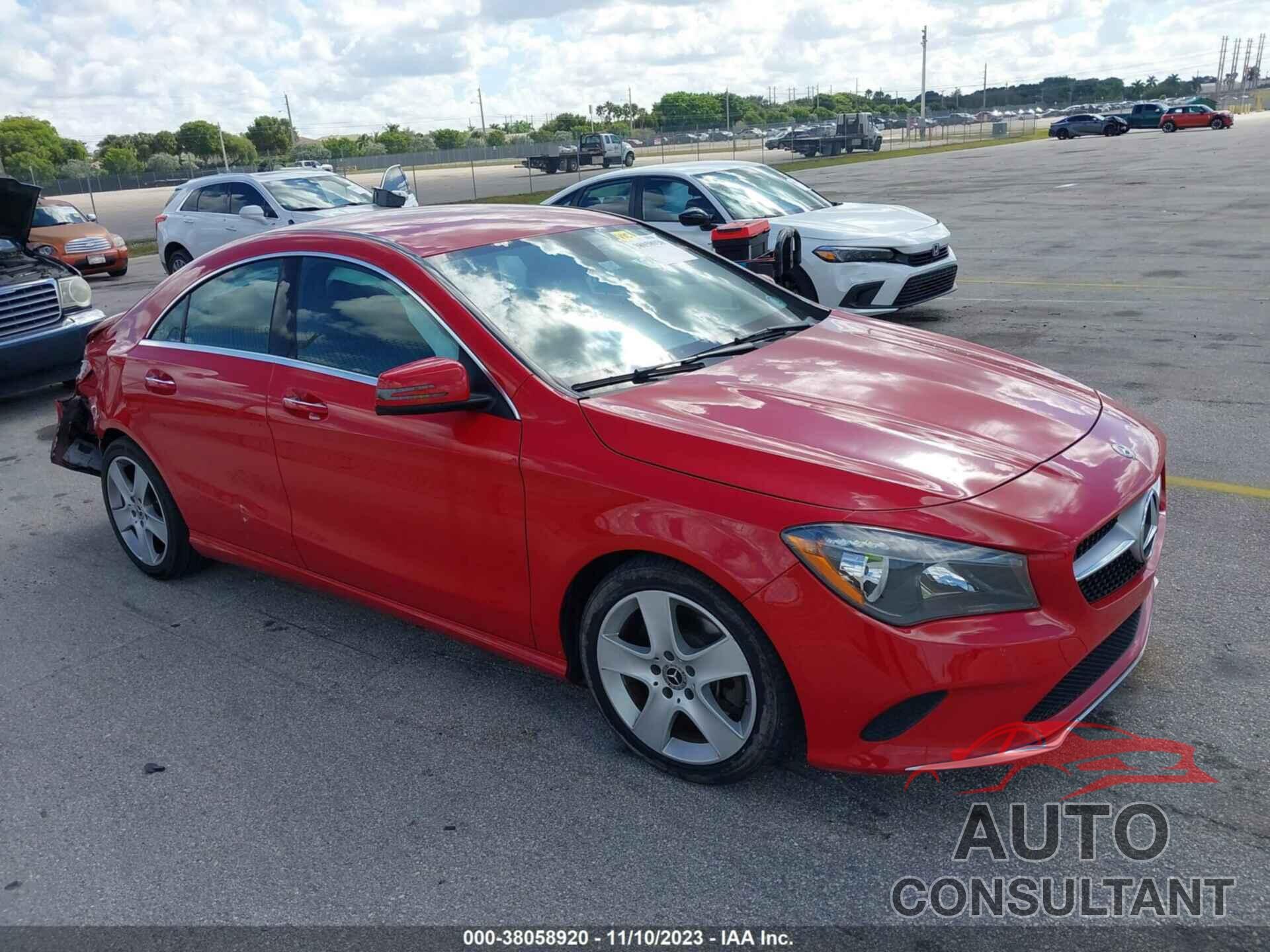 MERCEDES-BENZ CLA 250 2019 - WDDSJ4EB3KN737325