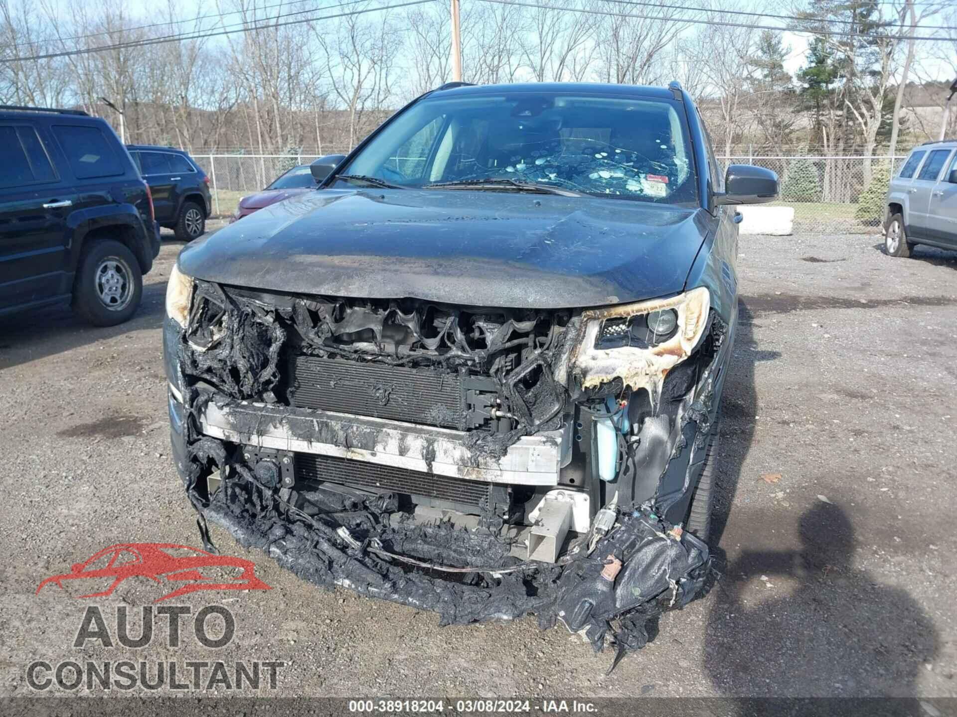 JEEP NEW COMPASS 2017 - 3C4NJDCB9HT646370