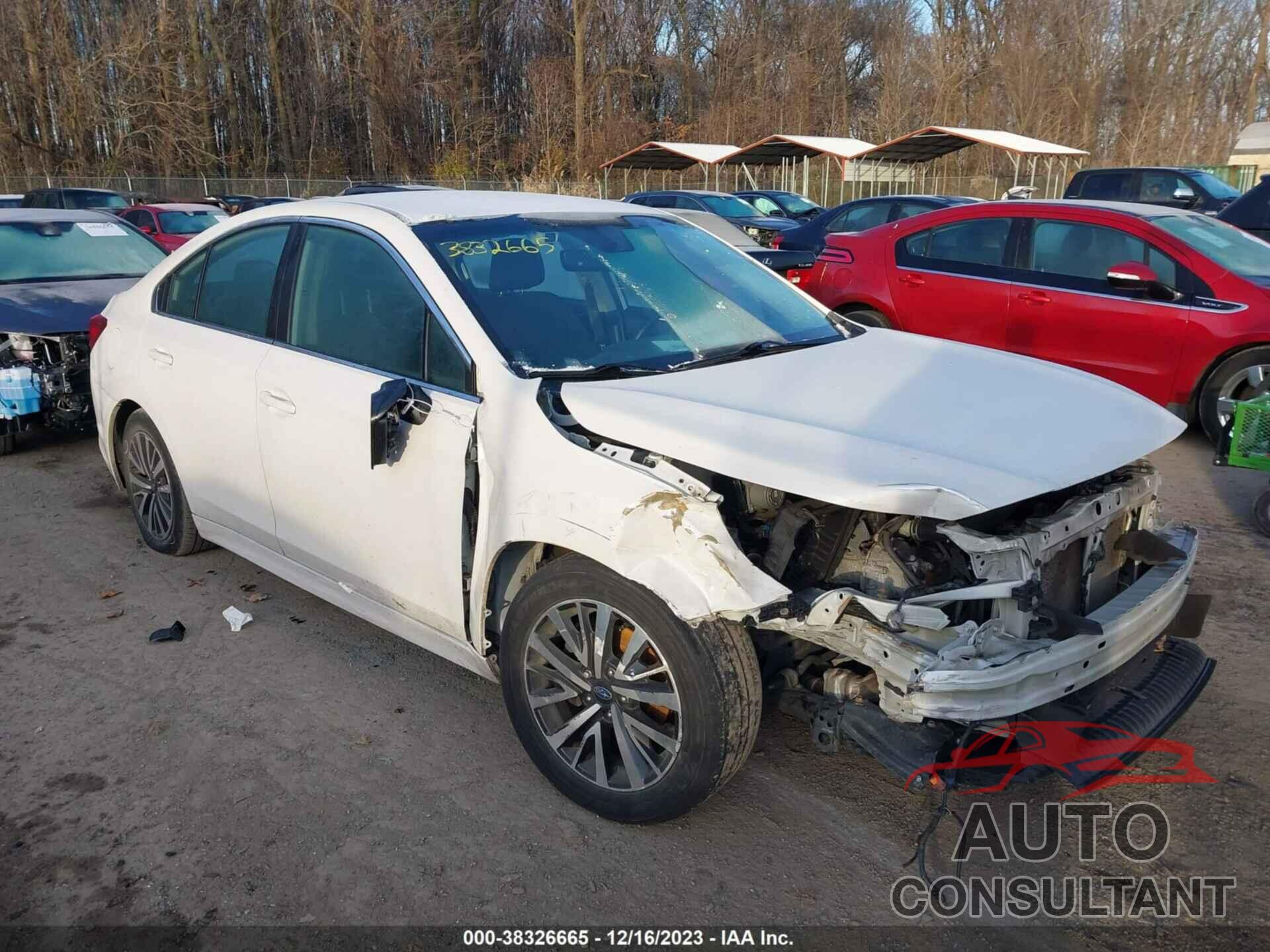 SUBARU LEGACY 2019 - 4S3BNAF69K3010863