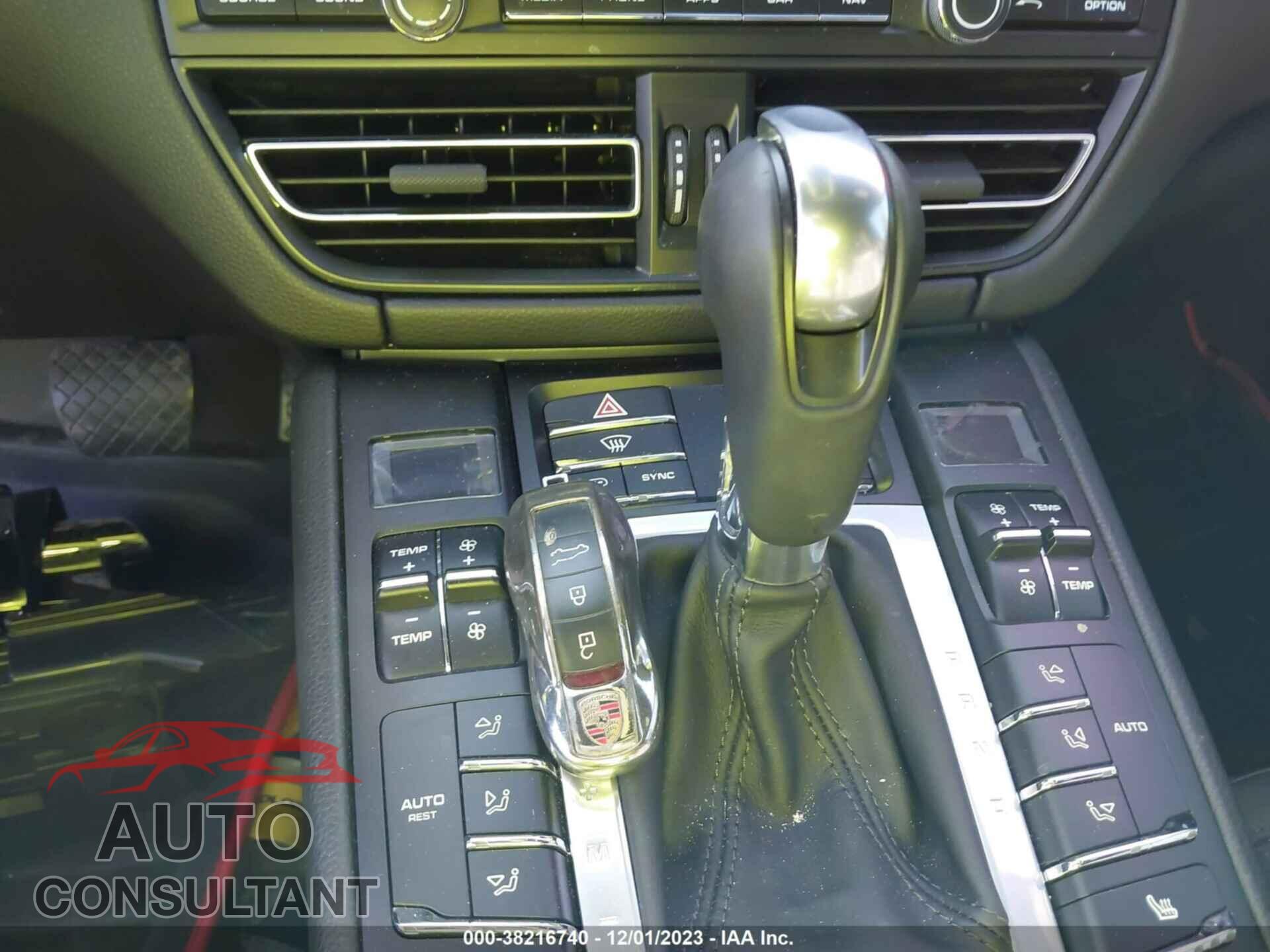 PORSCHE MACAN 2021 - WP1AA2A56MLB02476