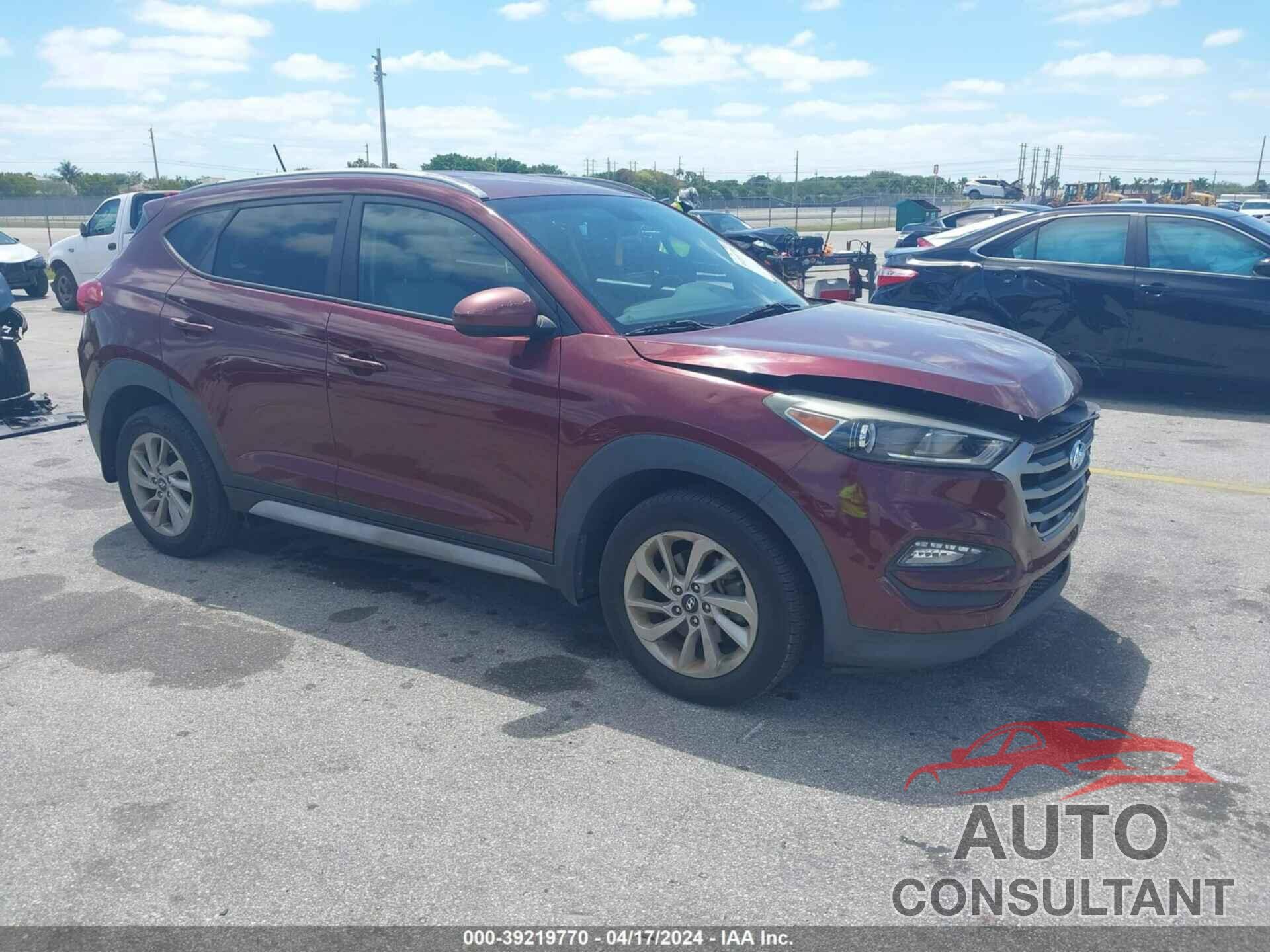 HYUNDAI TUCSON 2017 - KM8J33A40HU531715