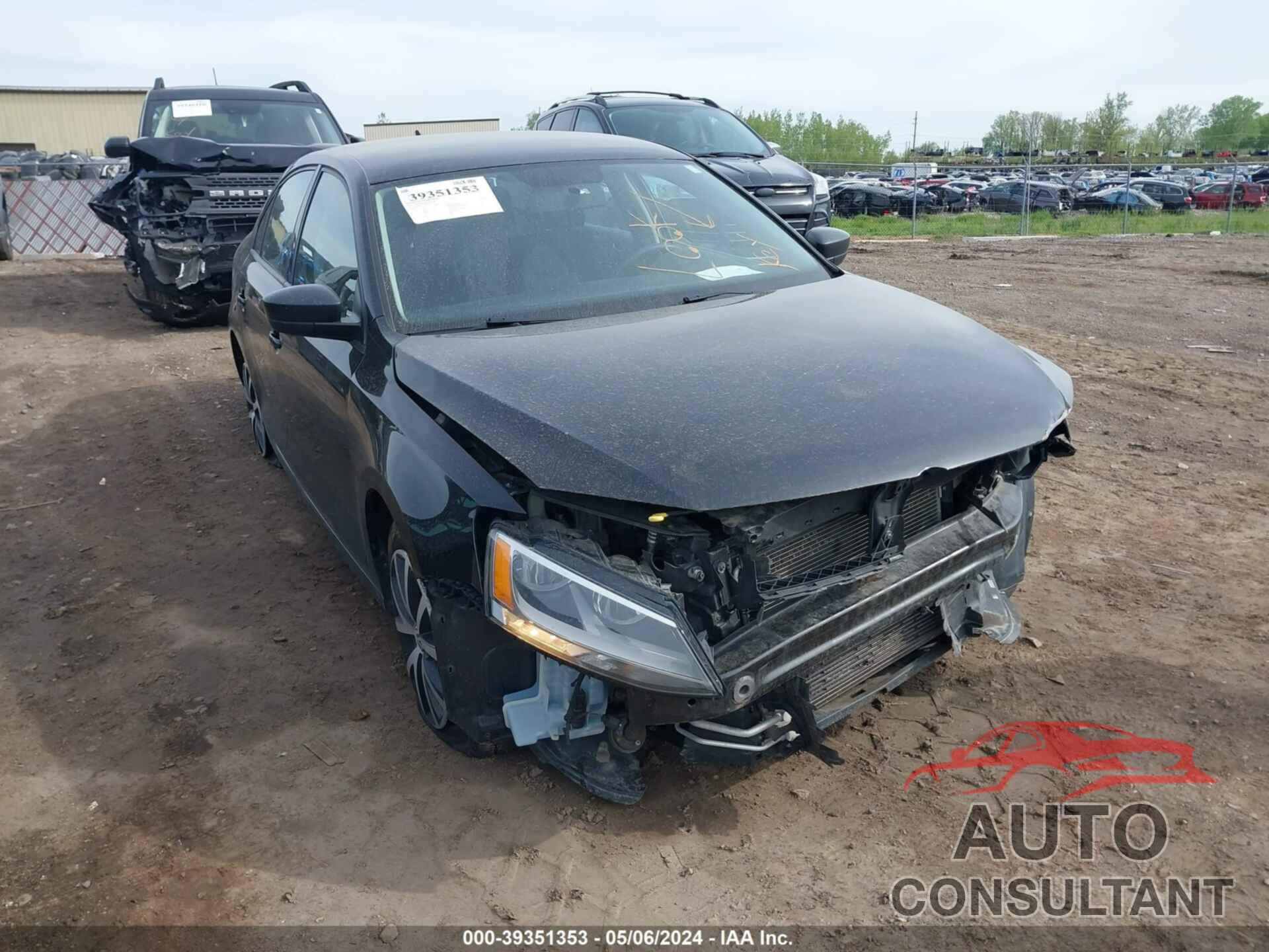 VOLKSWAGEN JETTA 2016 - 3VWD67AJ5GM384720