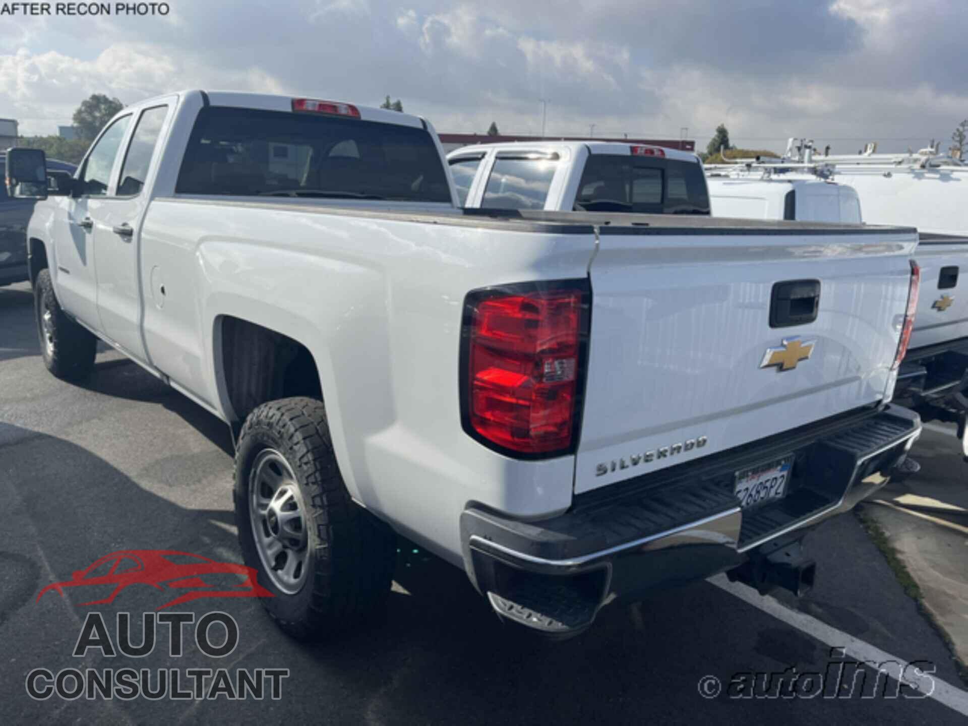 CHEVROLET SILVERADO 2019 - 2GC2CREG6K1132228