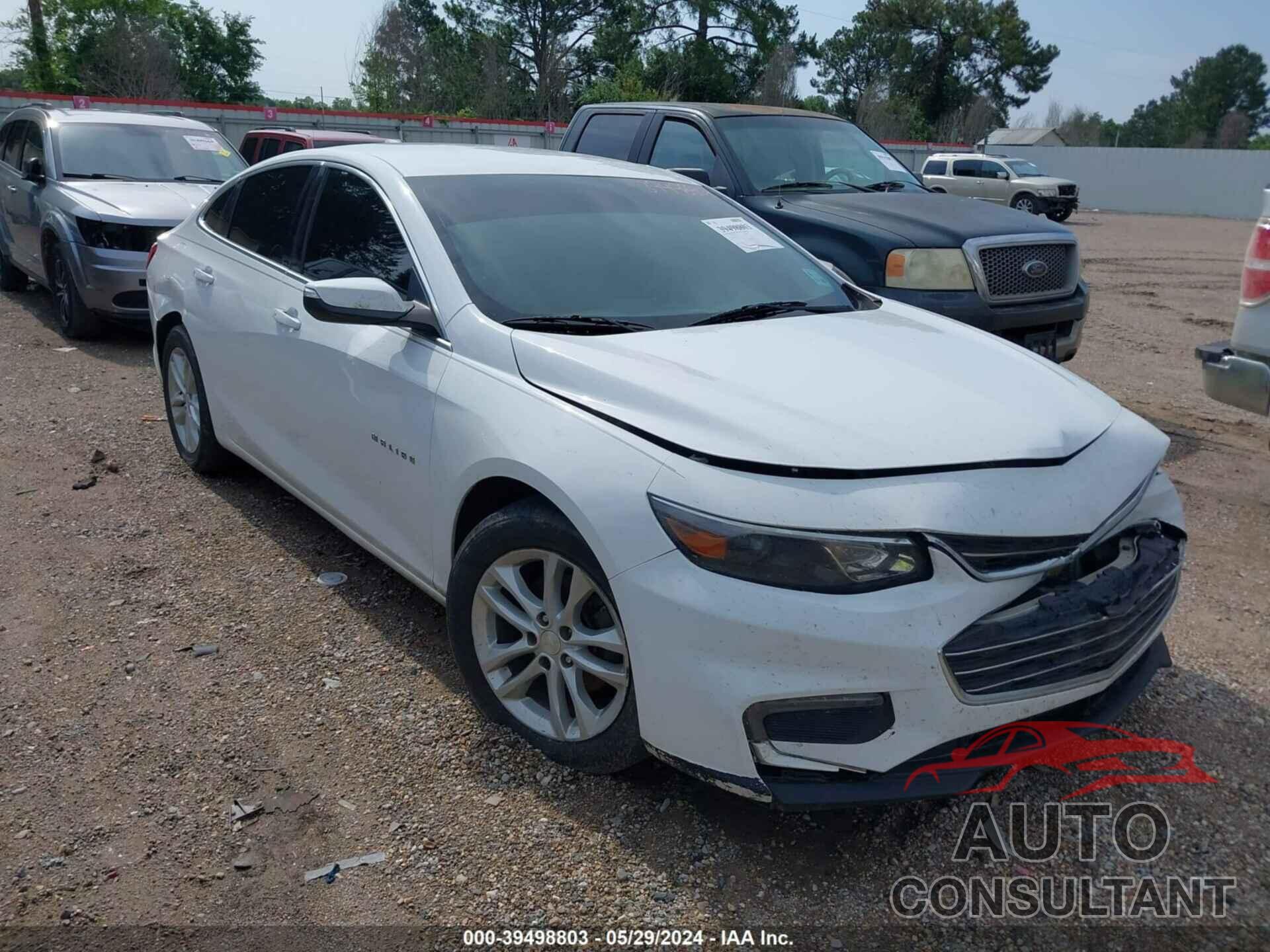 CHEVROLET MALIBU 2017 - 1G1ZE5ST8HF179189